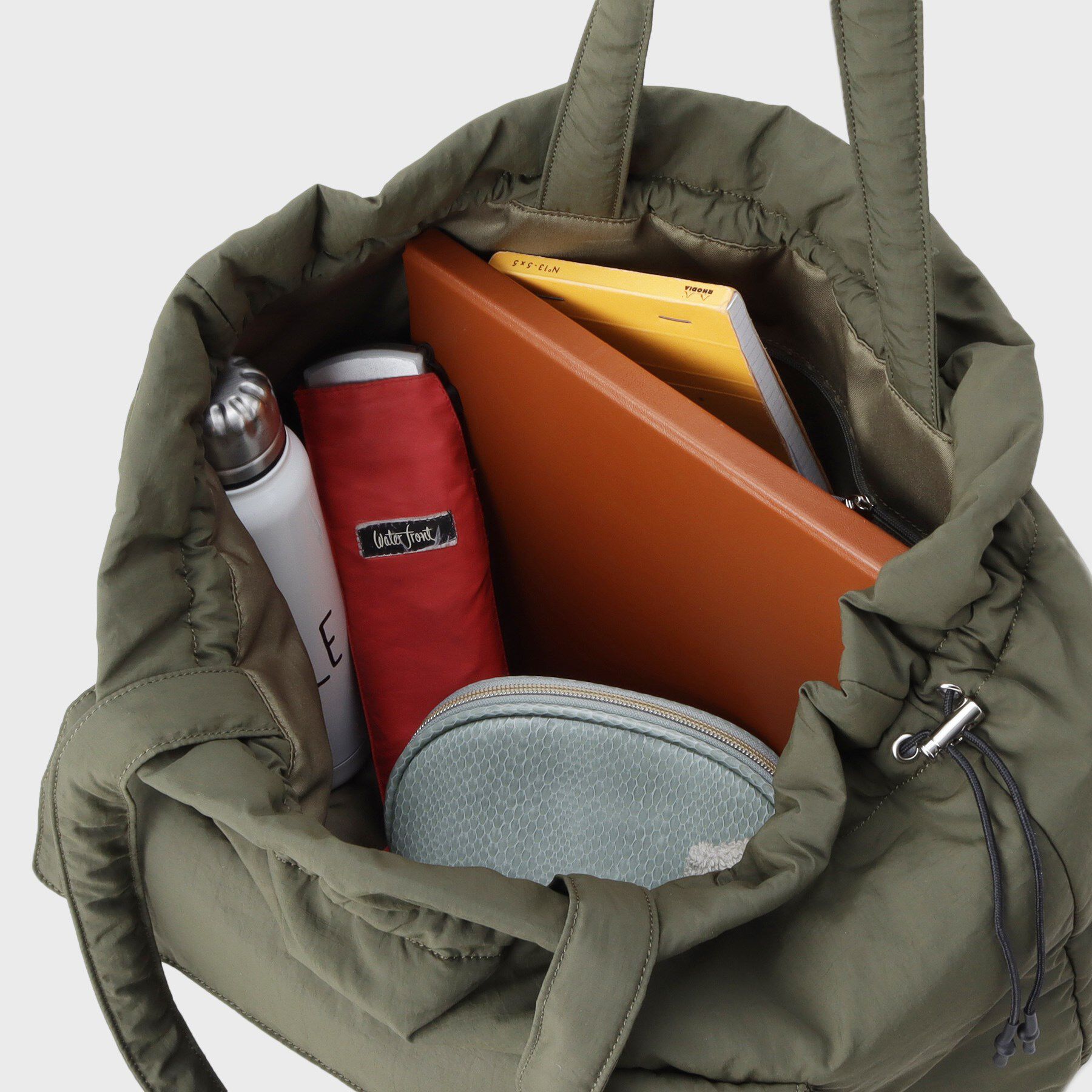 INDIVI「新色登場！【超軽量】フロントポケットバッグ」|トートバッグ|