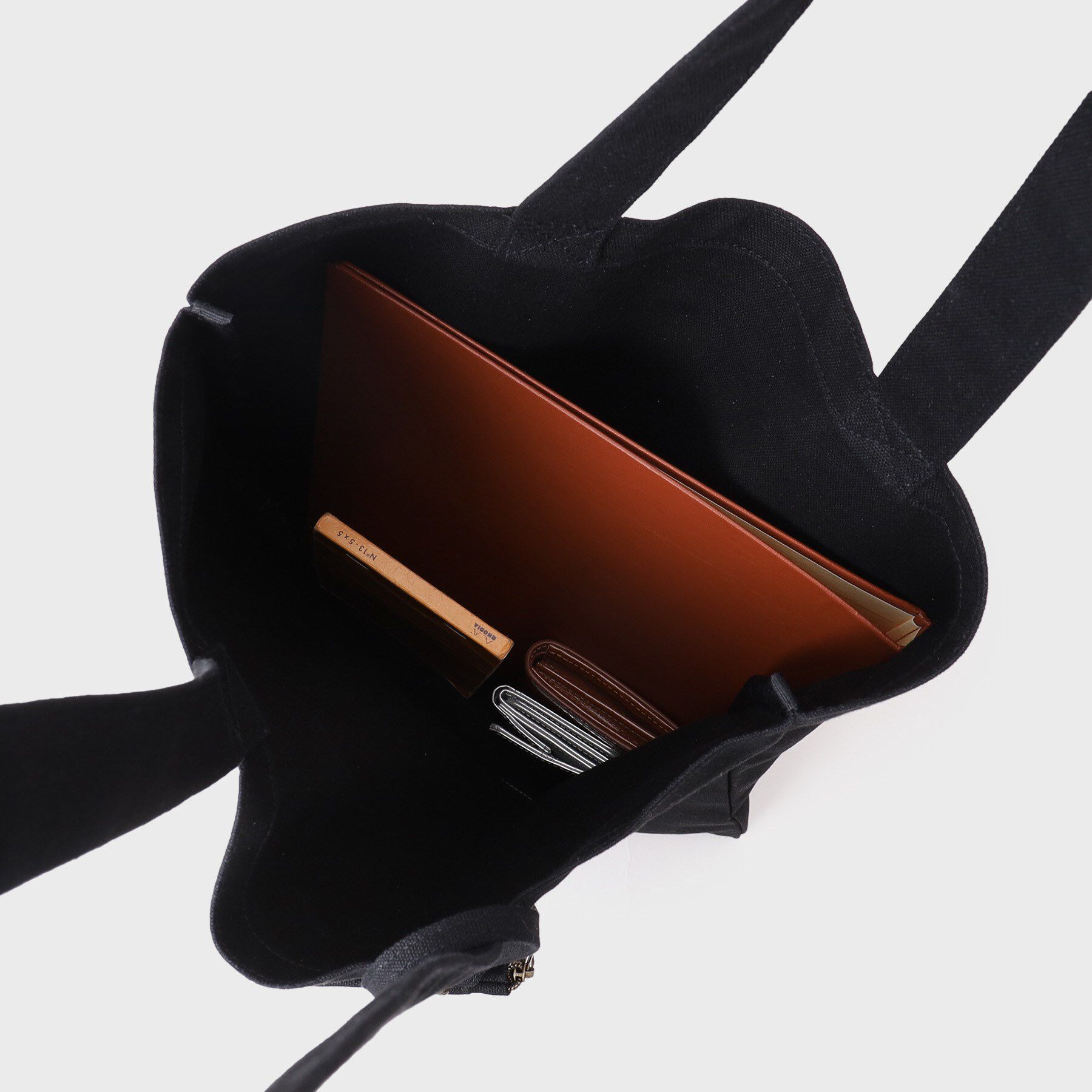 INDIVI「ミニポーチチャーム付きキャンバストート」|トートバッグ|