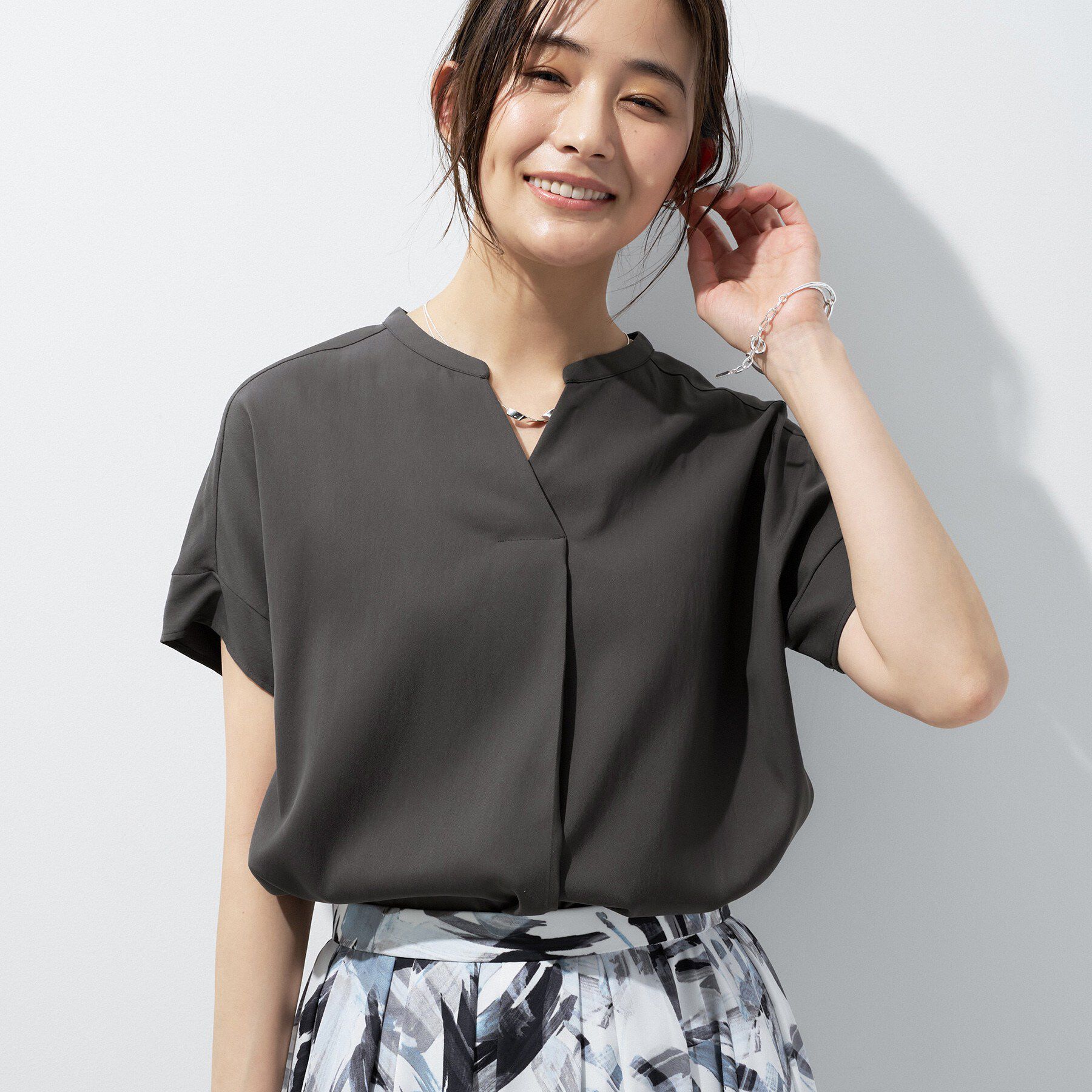 INDIVI「【洗える／SETUP可能】スキッパーブラウス」|シャツ・ブラウス|スミクロ(018)