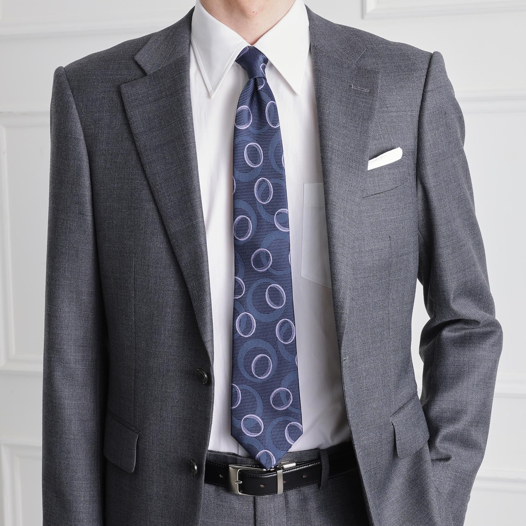 TAKEO KIKUCHI「【縁起の良いネクタイ】PNJ 巴（ともえ）紋ジオメトリックネクタイ」|ネクタイ・蝶ネクタイ|