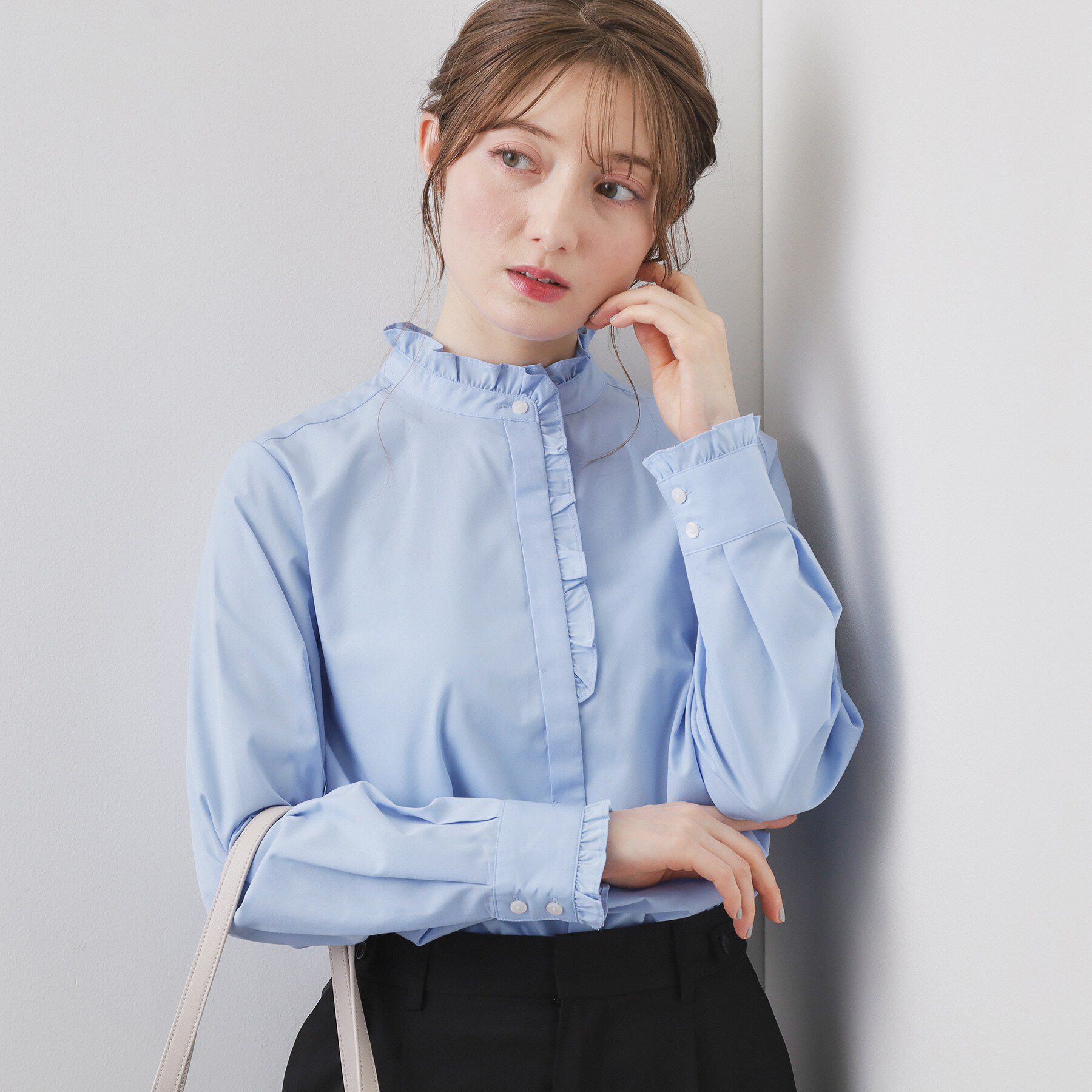 index「ブロードフロントフリルブラウス【洗濯機OK】《5col》」|シャツ・ブラウス|サックスブルー(09