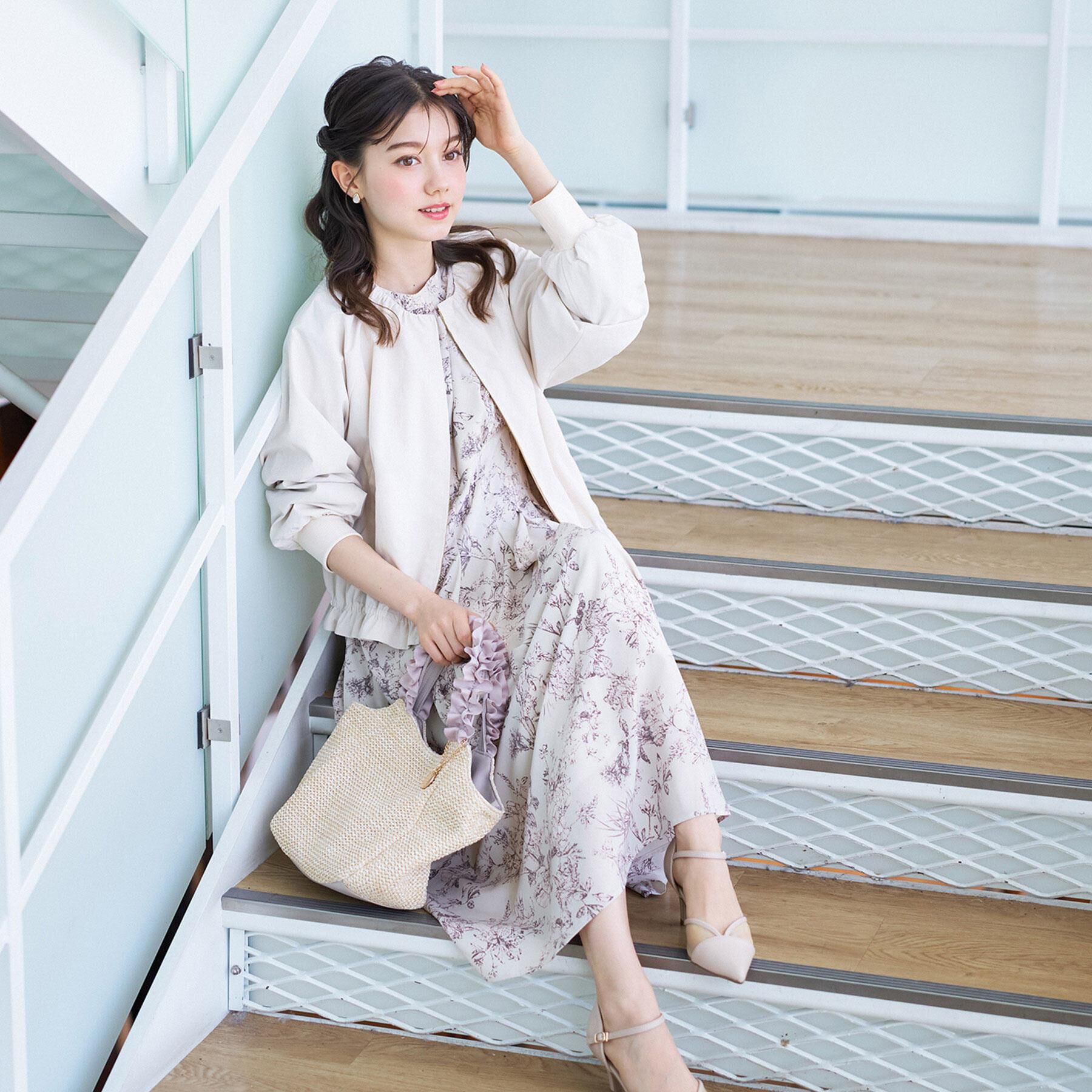 index「フラワーハイネックタックワンピース【洗濯機OK/イージーアイロン/防シワ】」|ワンピース|