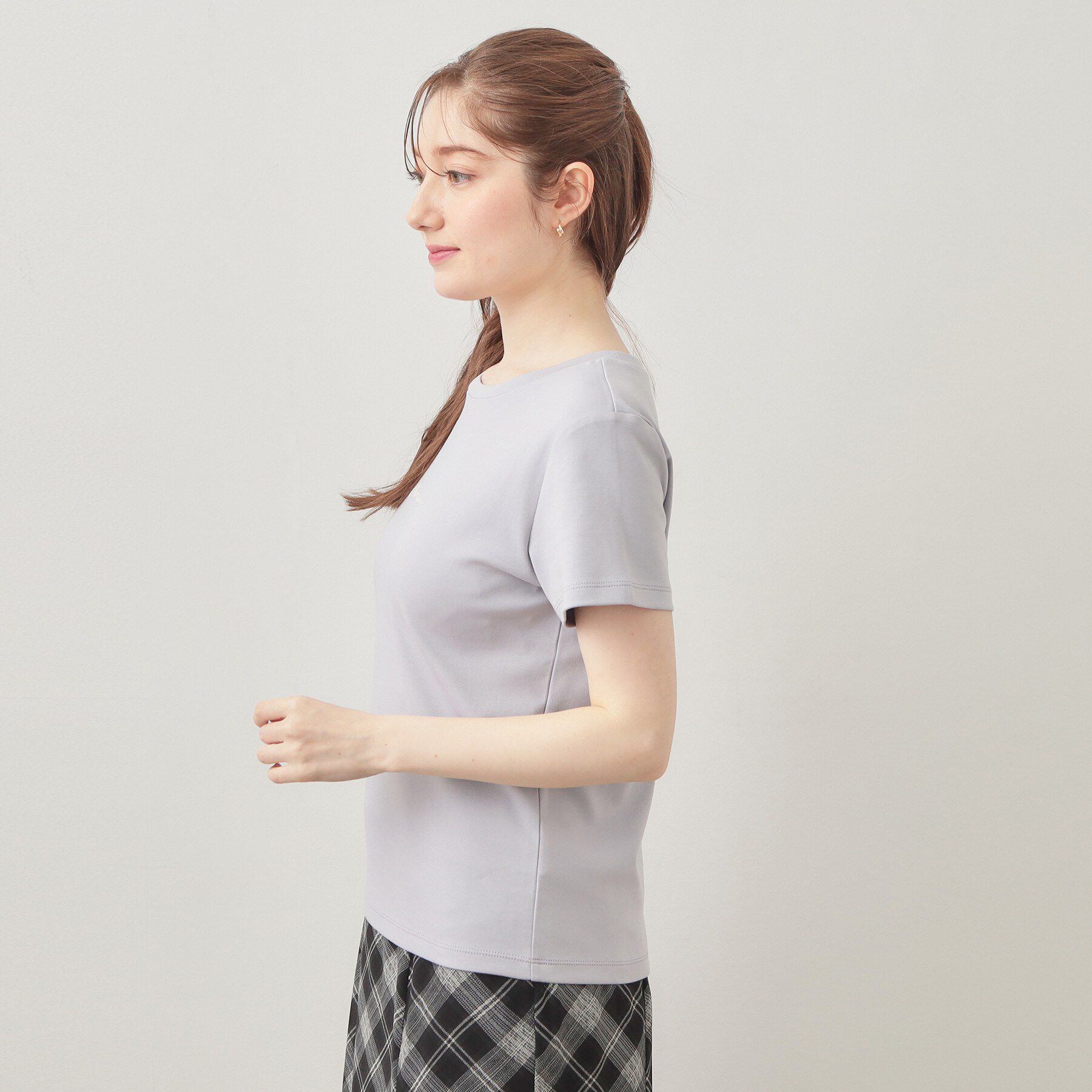 index「フロントロゴ刺繍Tシャツ【洗濯機OK・接触冷感・UVケア】」|Tシャツ・カットソー|