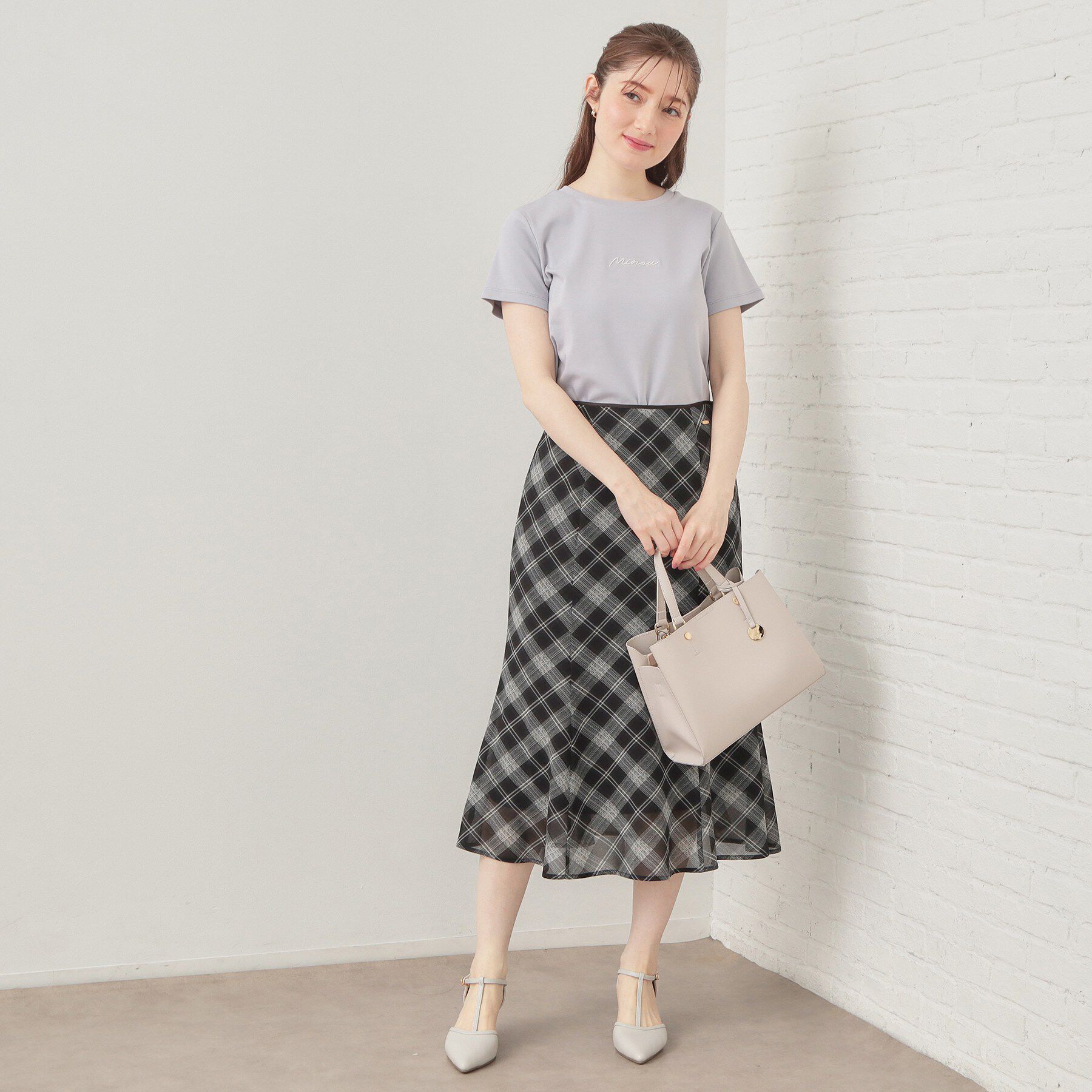 index「フロントロゴ刺繍Tシャツ【洗濯機OK・接触冷感・UVケア】」|Tシャツ・カットソー|