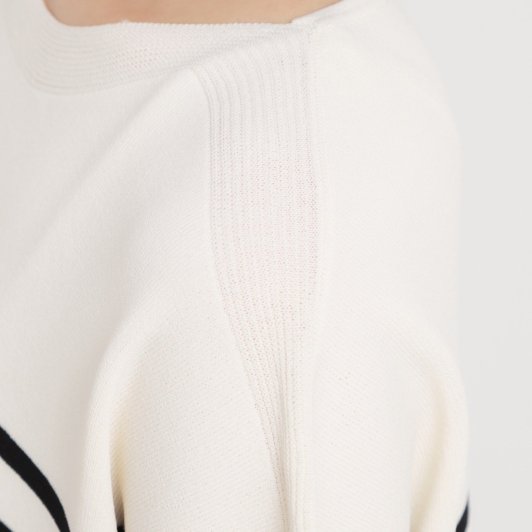 THE SHOP TK「【ひんやりタッチ】多機能フレンチプルオーバー 洗濯機OK/UVケア/毛玉になりにくい」|ニット・セーター|