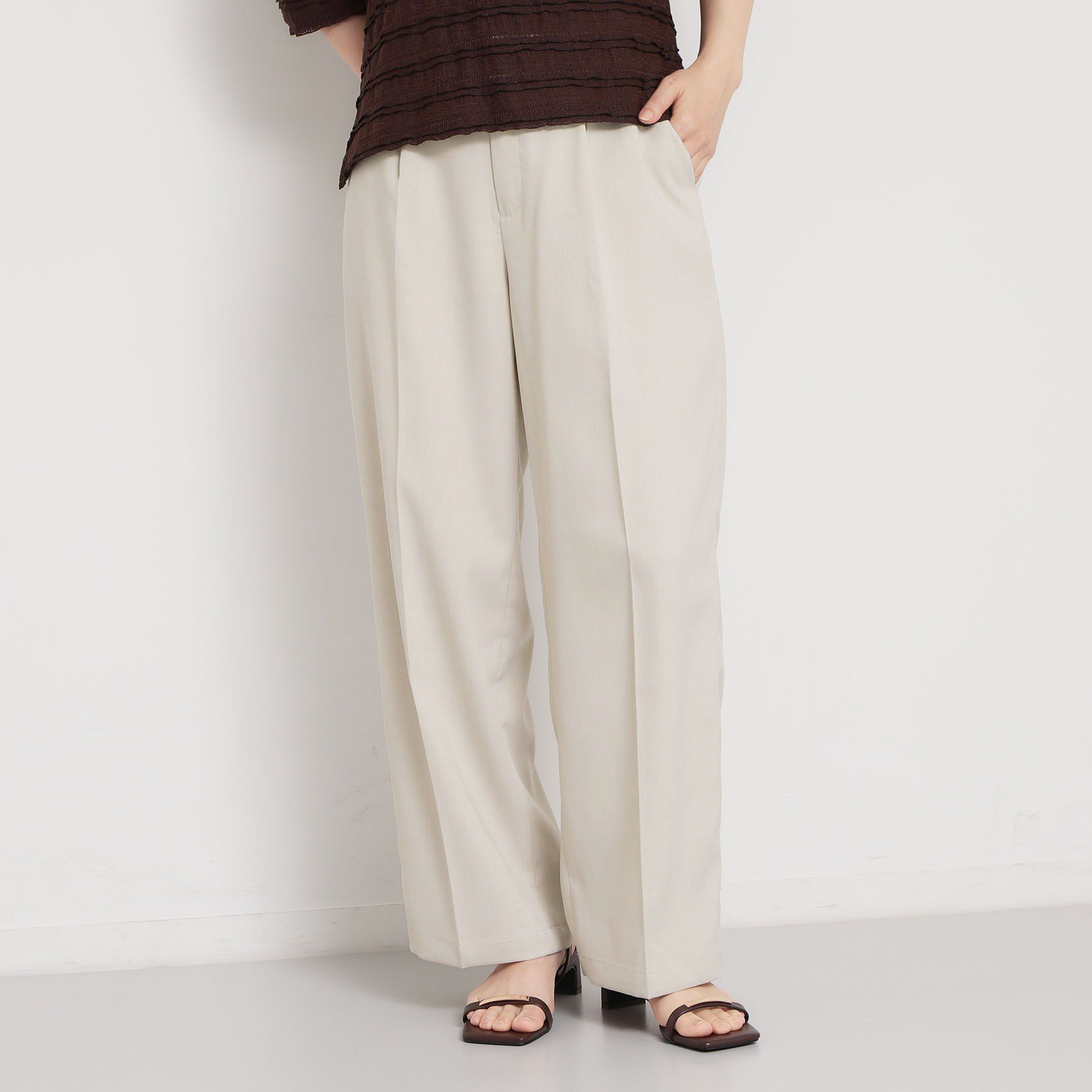 THE SHOP TK「【XS-XL/洗える】オン・オフ問わずきれいに決まる 麻調ワイドパンツ」|その他|ライトベージュ(05