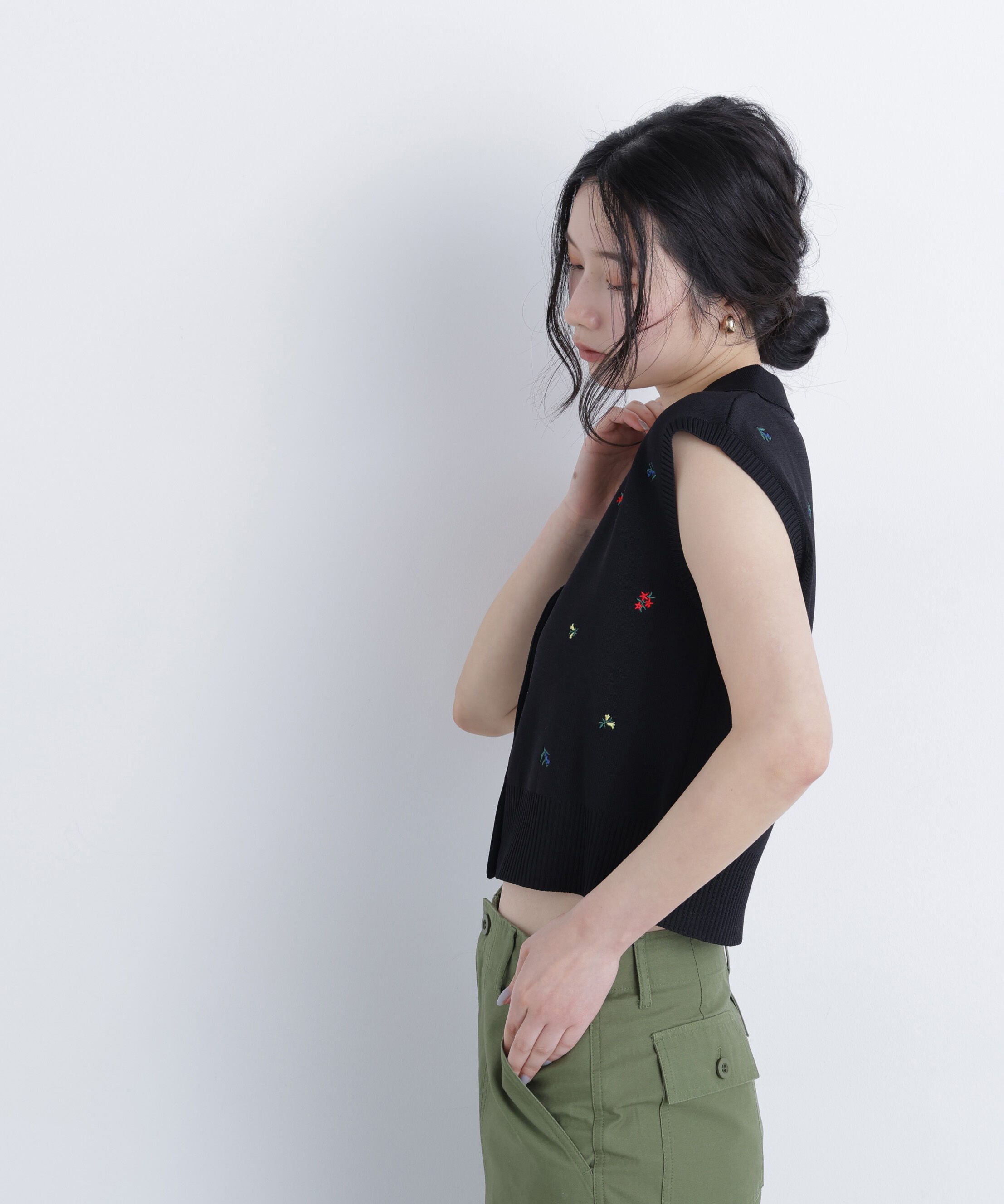  「ポロカラーフラワー刺繍ニット」|ニット・セーター|