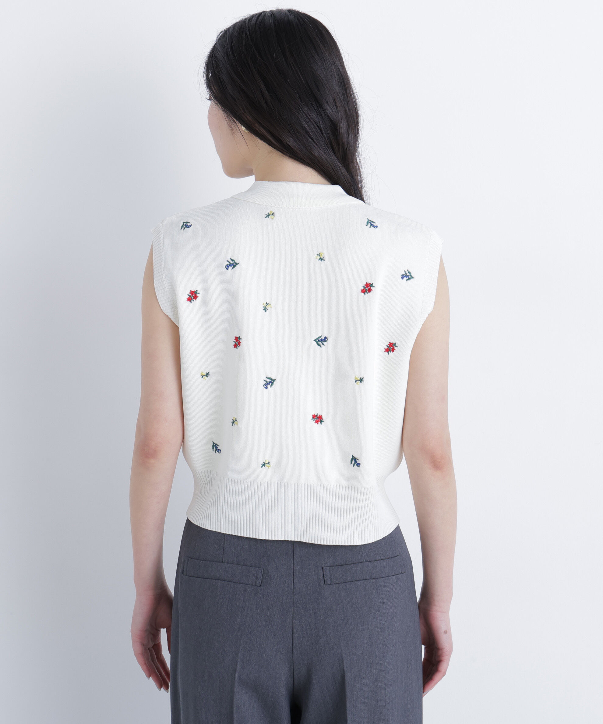  「ポロカラーフラワー刺繍ニット」|ニット・セーター|