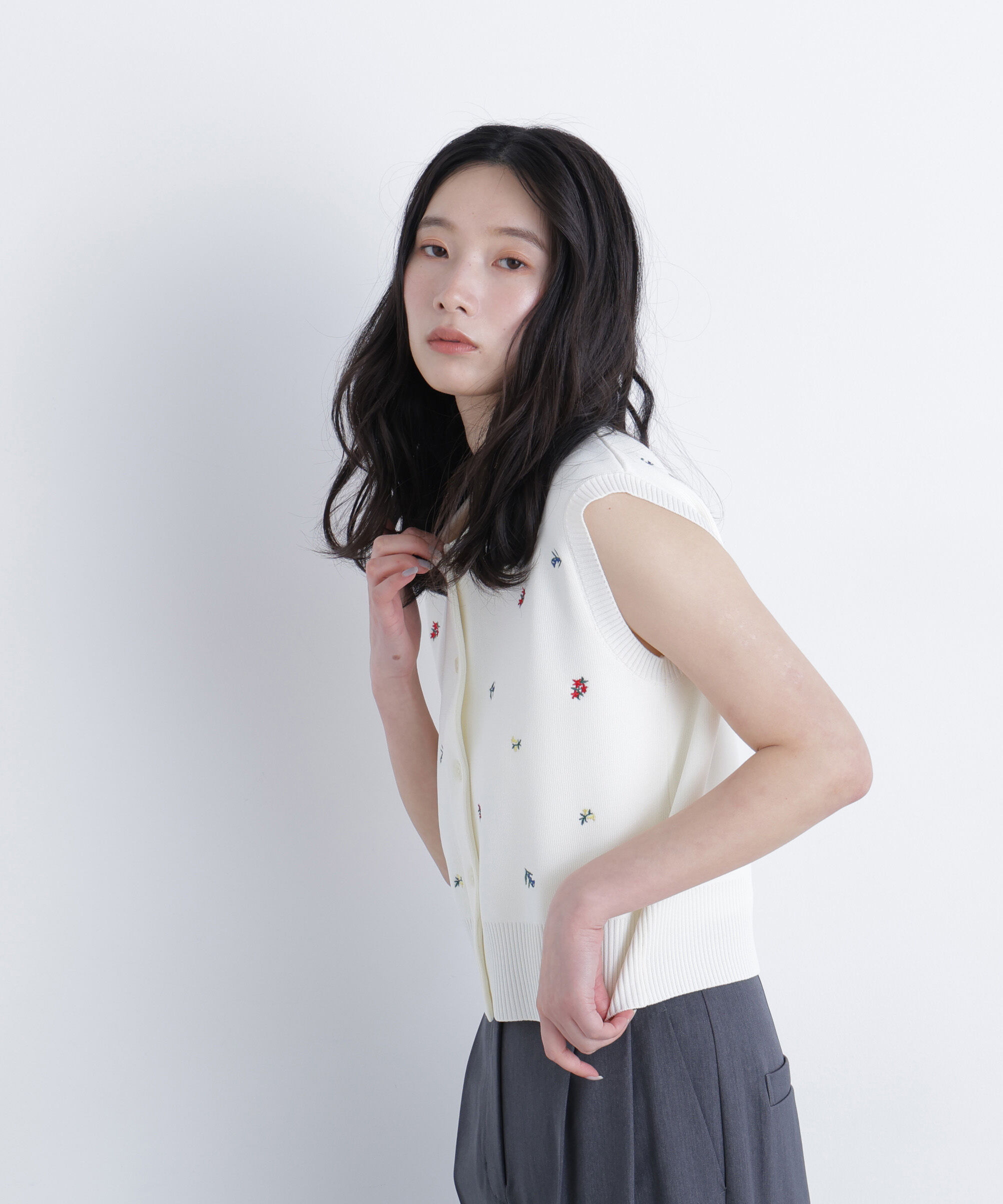  「ポロカラーフラワー刺繍ニット」|ニット・セーター|