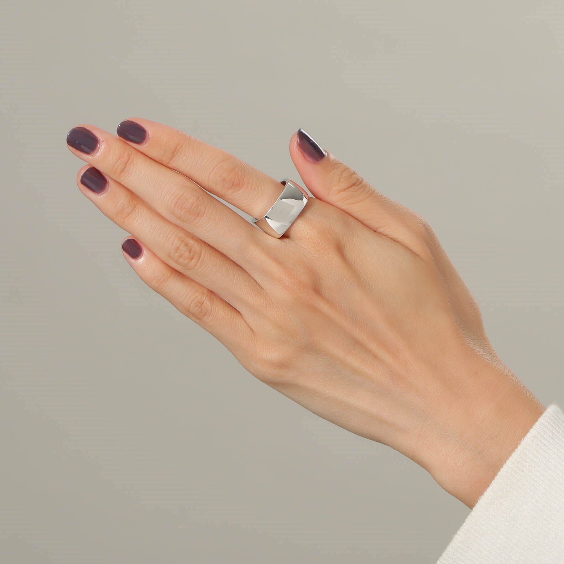 COCOSHNIK ONKITSCH「シルバー ツイストスクエア リングL」|リング|