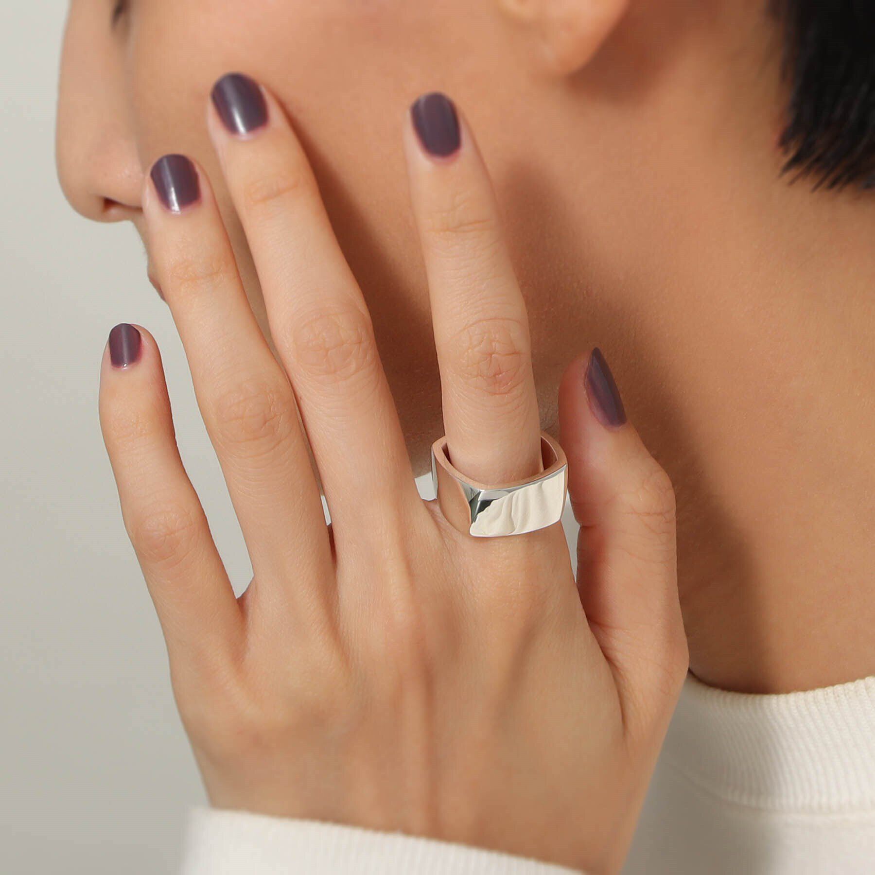 COCOSHNIK ONKITSCH「シルバー ツイストスクエア リングL」|リング|