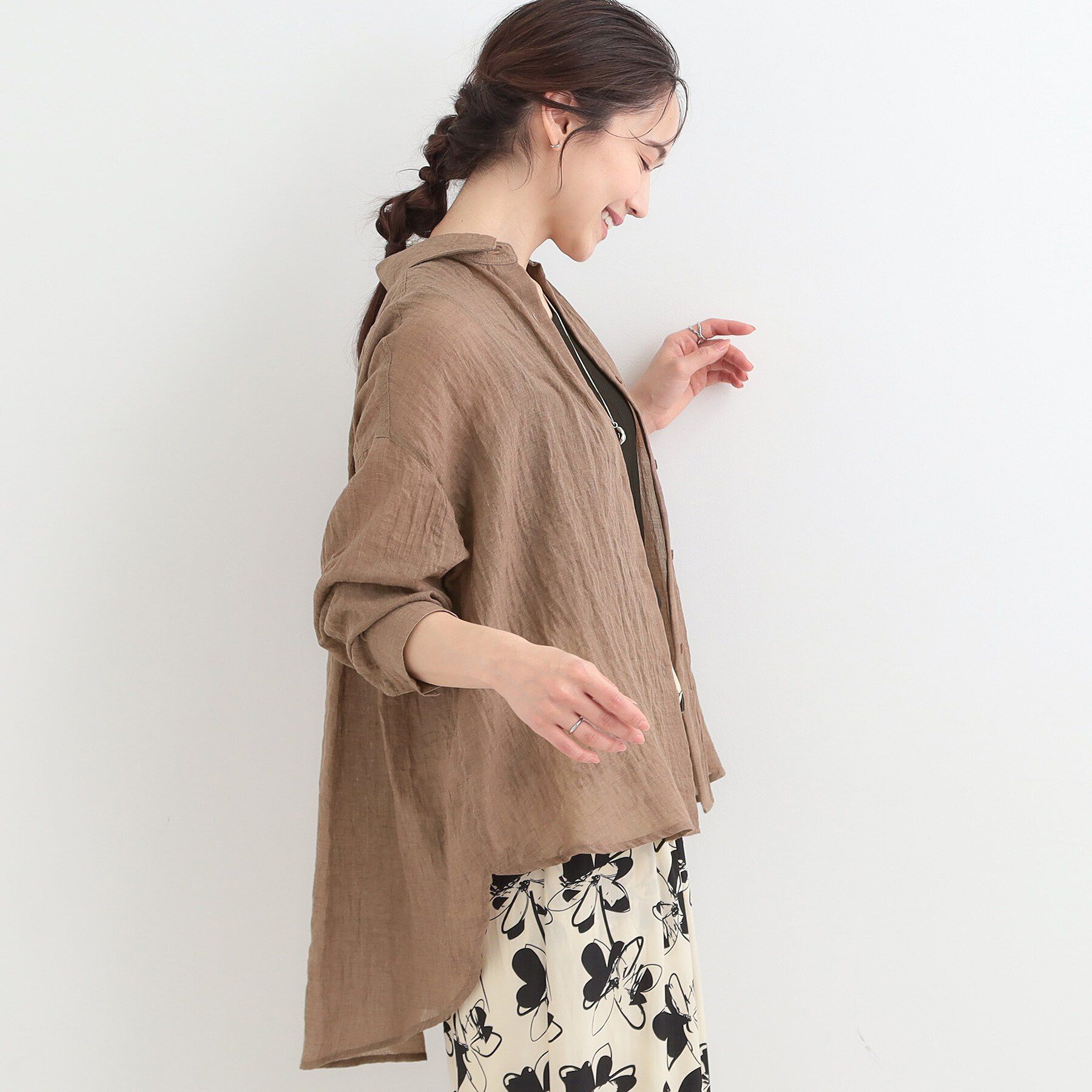 SHOO･LA･RUE「【体型カバー】前後差デザインで即こなれ見え ゆるシルエットシャツ」|シャツ・ブラウス|