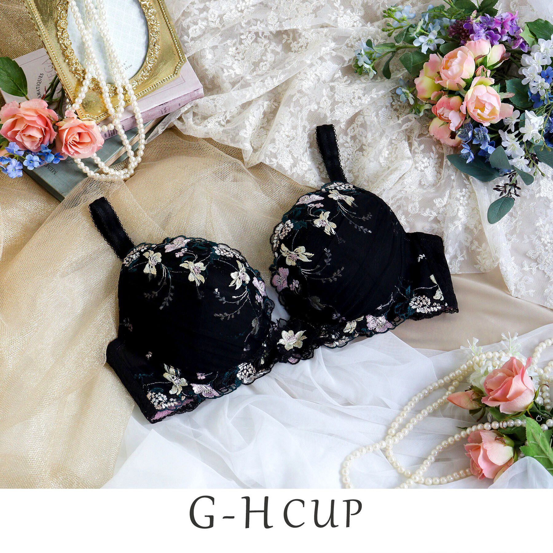 Risa Magli「アイリィー ブラジャー（G-H）＜V Make Type＞」|インナー|ブラック(019)