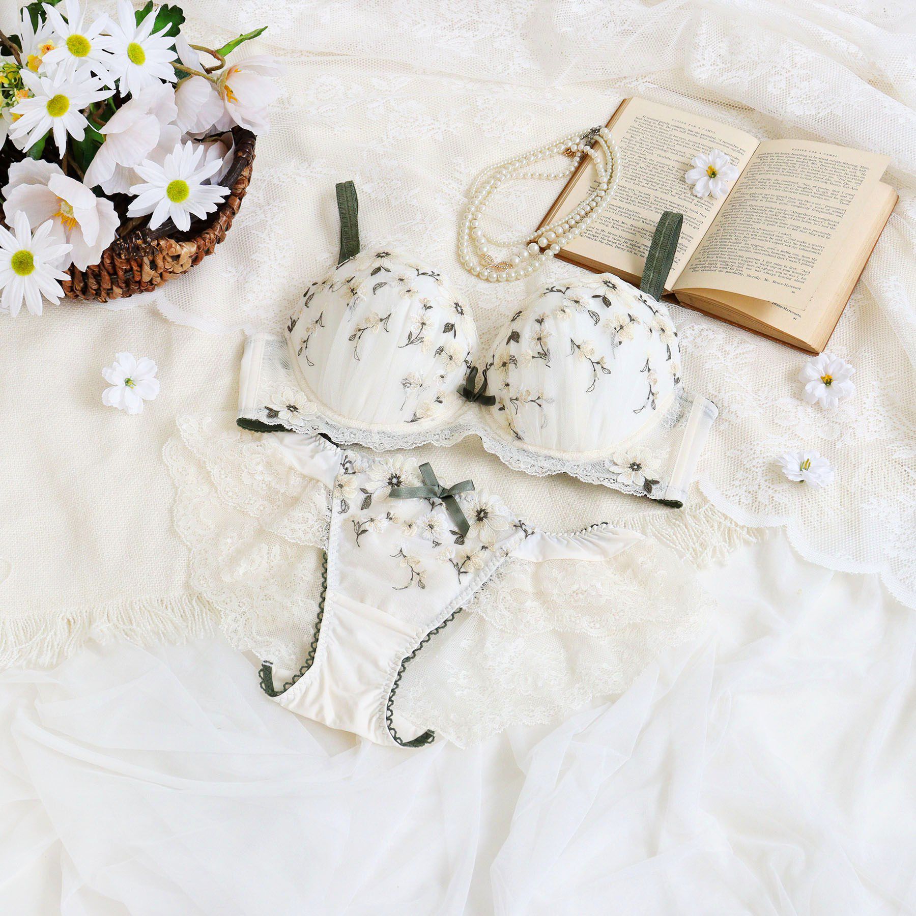 Risa Magli「アルマ ブラジャー （G-H） ＜バストアップタイプ＞」|インナー|