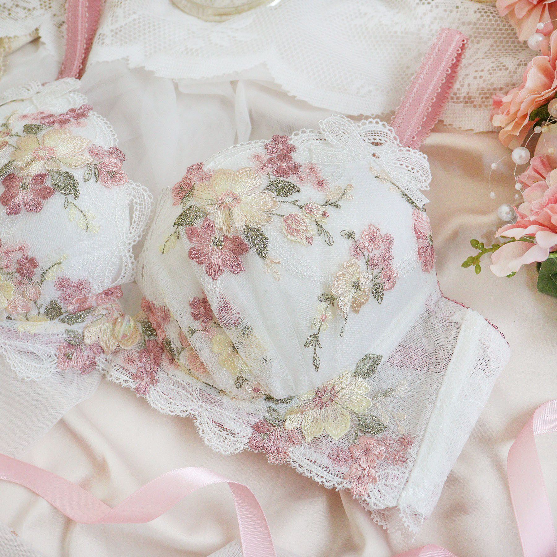 Risa Magli「ダニエラ ブラジャー (G-H) ＜V Make Type＞」|インナー|