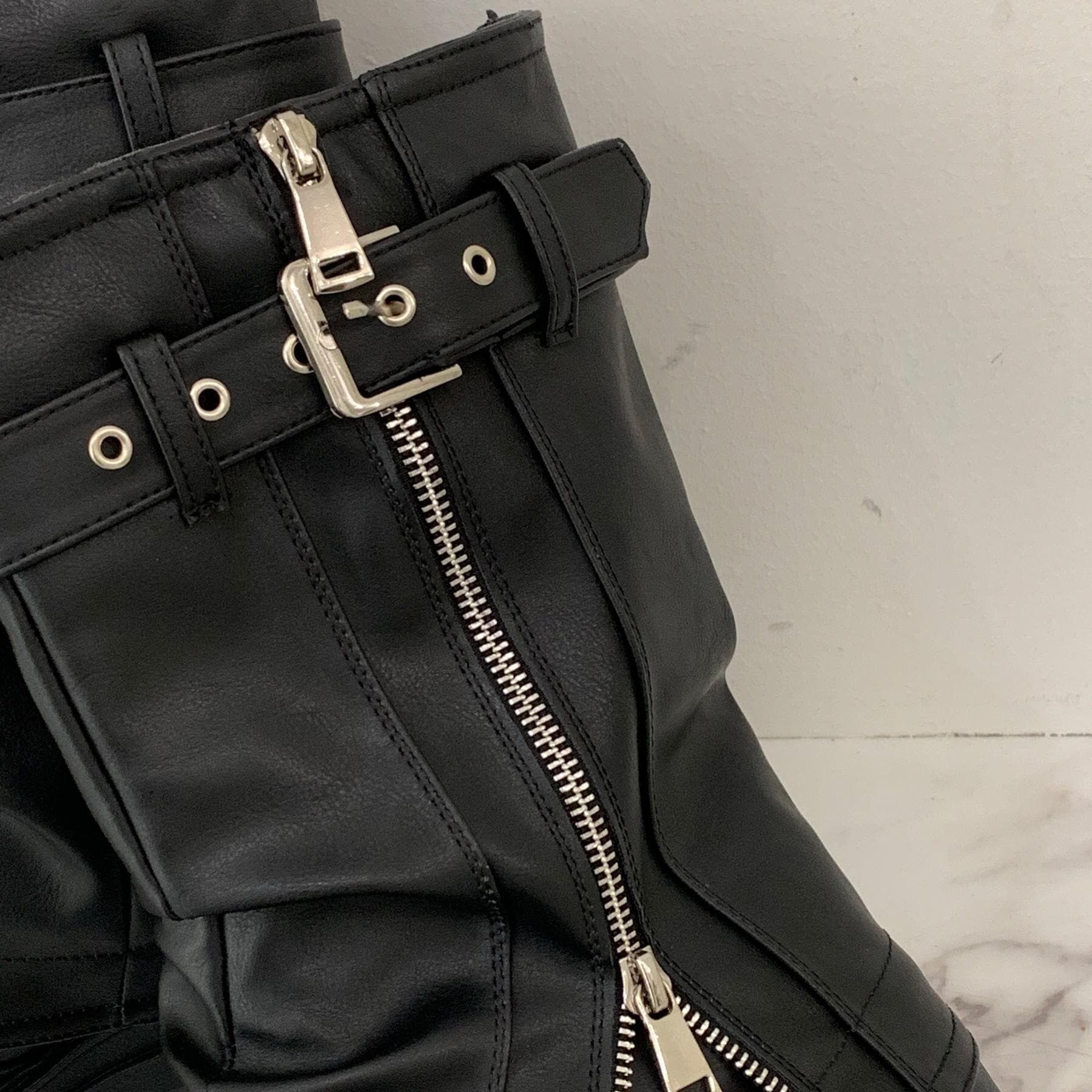 csT&P「ベルト付きカバーブーツ」|ショートブーツ|