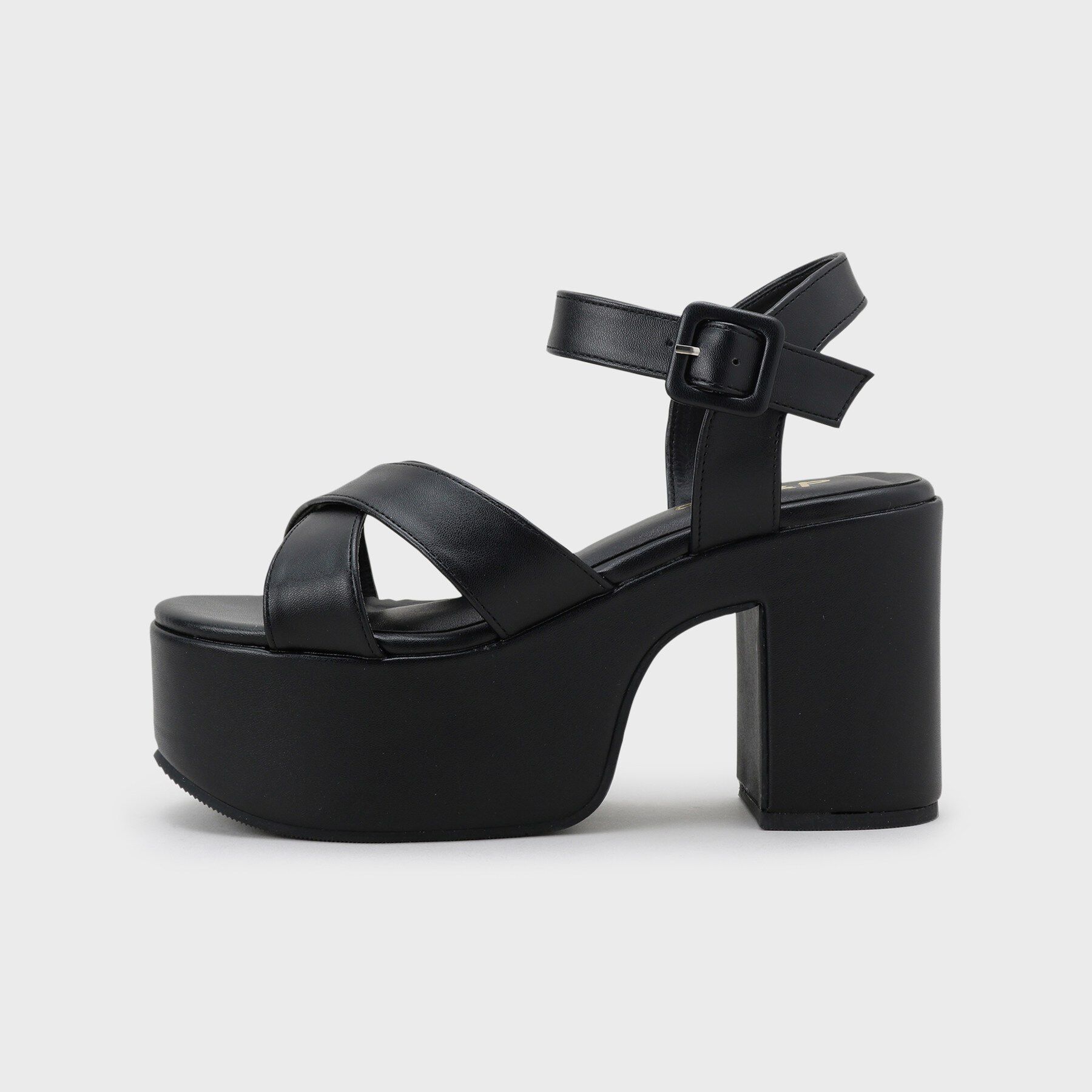 csT&P「厚底クロスサンダル」|サンダル|