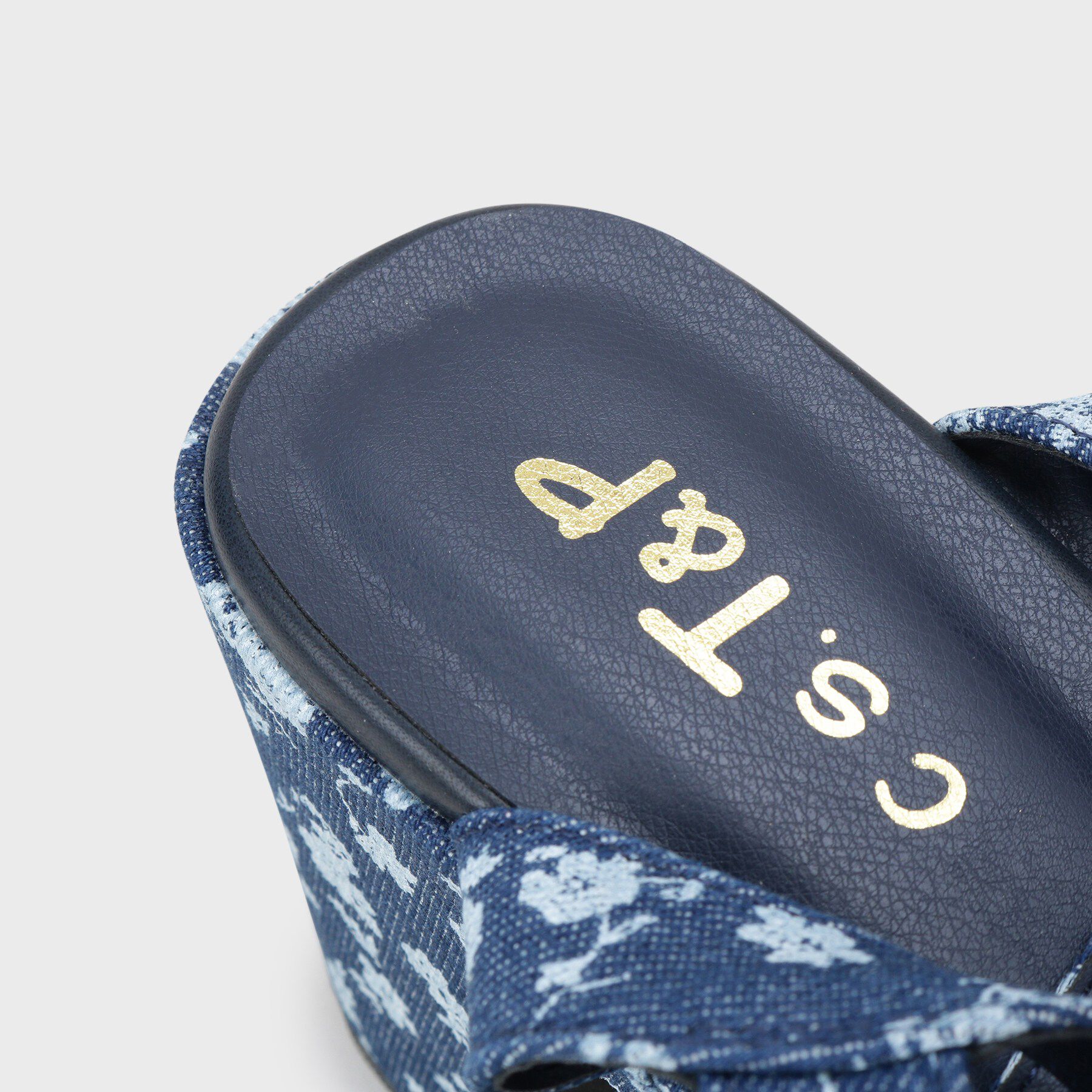 csT&P「厚底クロスサンダル」|サンダル|