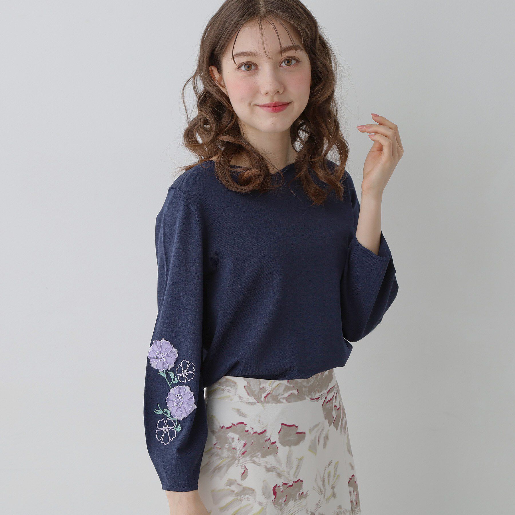 SunaUna「【SS～Lサイズ展開／フラワー刺繍】クラフトニット」|ニット・セーター|