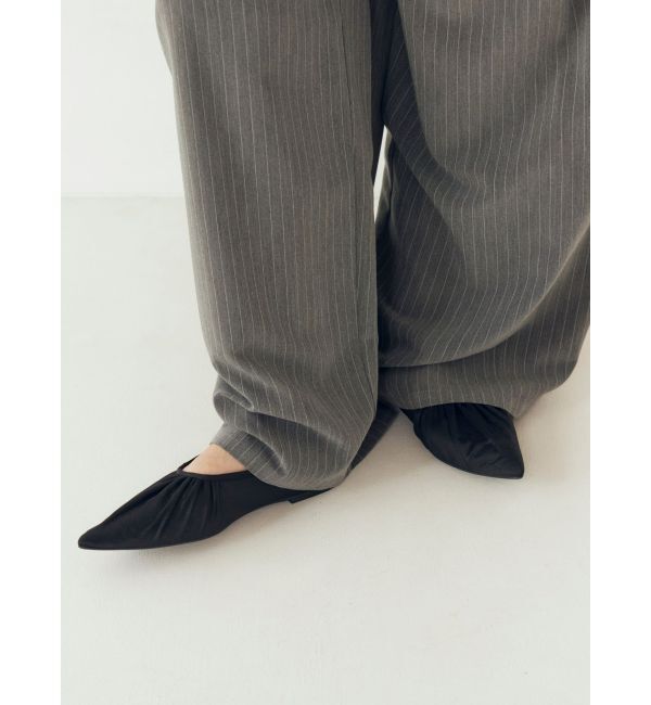 Ungrid「ポインテッドトゥフラットシューズ」|パンプス|ブラック