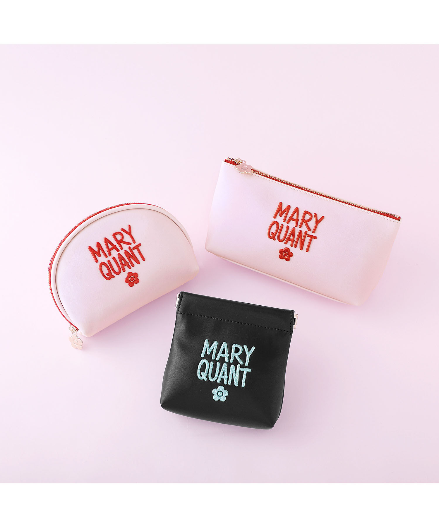 MARY QUANT「グリッターペイントロゴ 舟型ペンケース」|ポーチ|