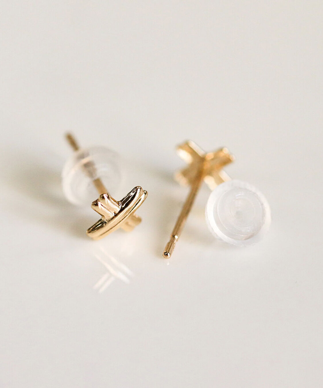  「ゴールド クロス  ピアス | K10YG  〈Web限定〉」|ピアス|