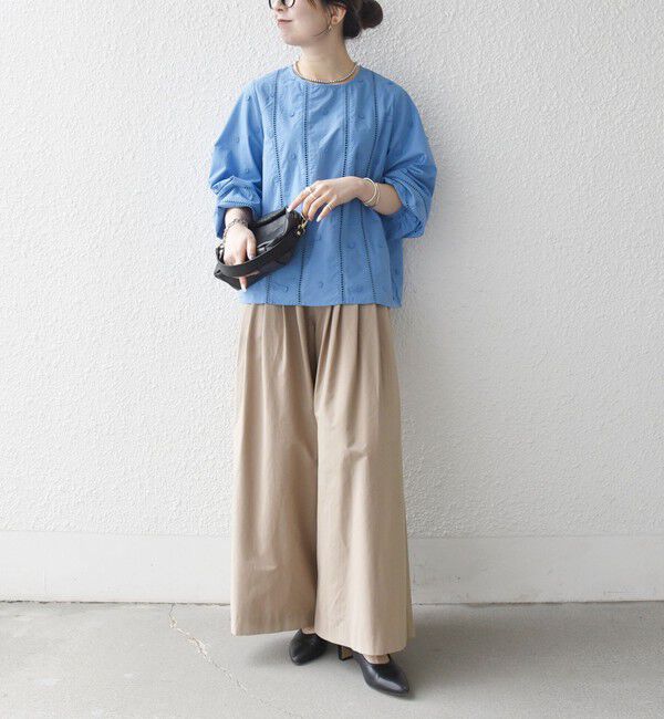 SHIPS any「《予約》【WEB限定】SHIPS any:〈洗濯機可能〉フラワー モチーフ ハシゴレース クルーネック ブラウス 2」|シャツ・ブラウス|