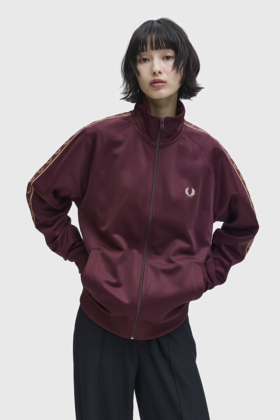 FRED PERRY 「Contrast Tape Track Jacket」|ブルゾン・スタジャン|OXBLOOD