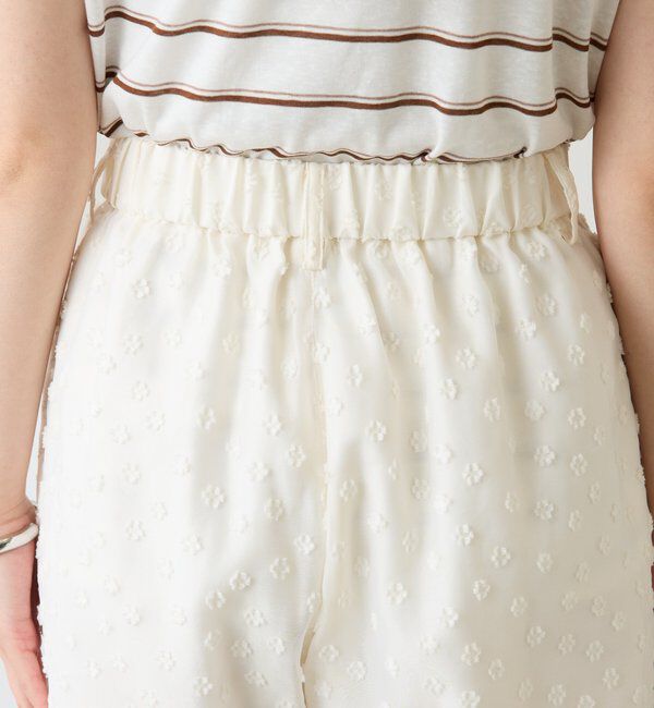  「【着映えデザイン】立体フラワーシアーワイドパンツ」|チノ|