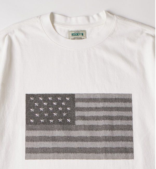  「【UNISEX】KOOKY'N スタースタッズフラッググラフィックTEE」|Tシャツ・カットソー|ホワイト
