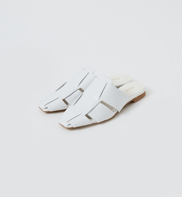 AU BANNISTER「グルカミュールサンダル」|サンダル|ホワイト