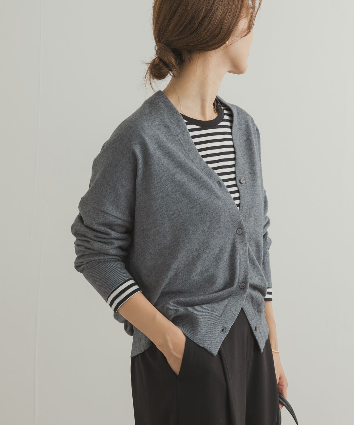 URBAN RESEARCH DOORS「Vネックソフトニットカーディガン」|ニット・セーター|