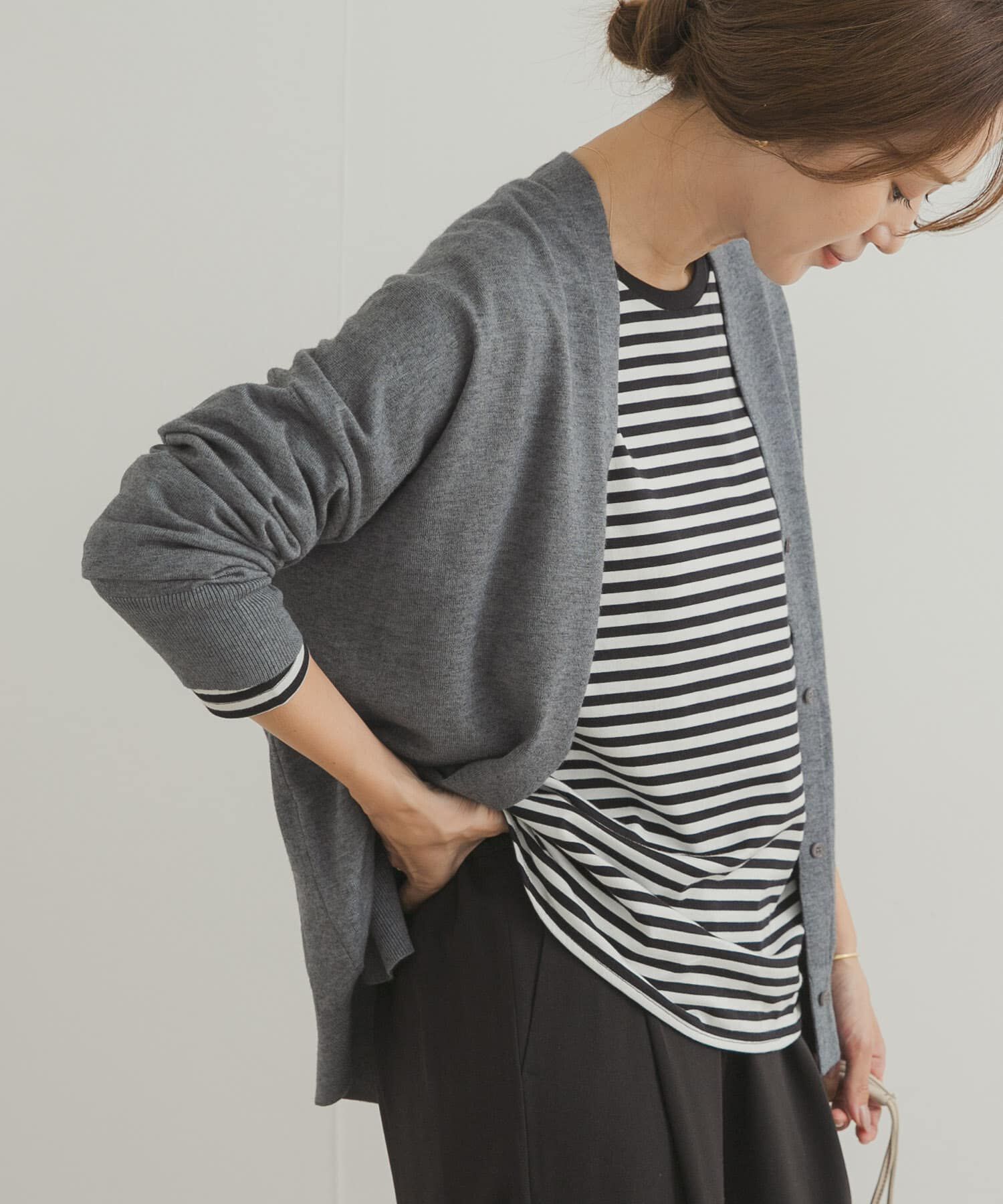 URBAN RESEARCH DOORS「Vネックソフトニットカーディガン」|ニット・セーター|