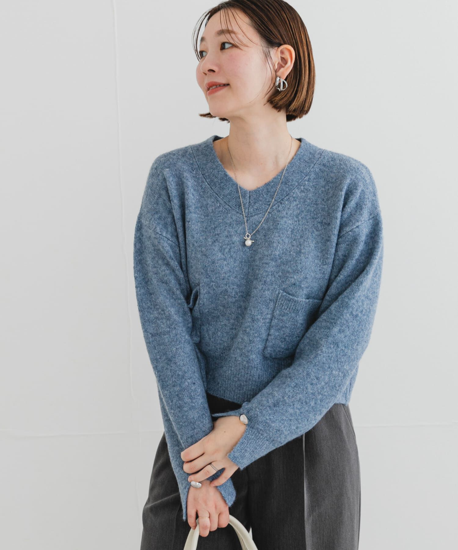 URBAN RESEARCH ROSSO「F by ROSSO　Vネック釦デザインニット」|ニット・セーター|