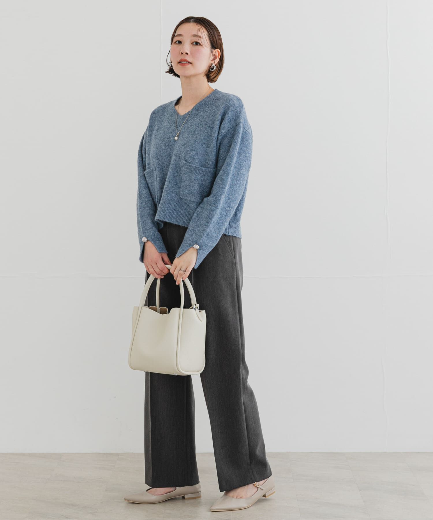 URBAN RESEARCH ROSSO「F by ROSSO　Vネック釦デザインニット」|ニット・セーター|