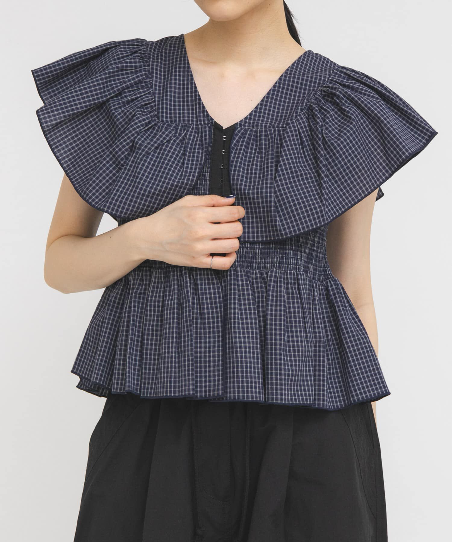  「フロントホックチェックフリルブラウス」|シャツ・ブラウス|
