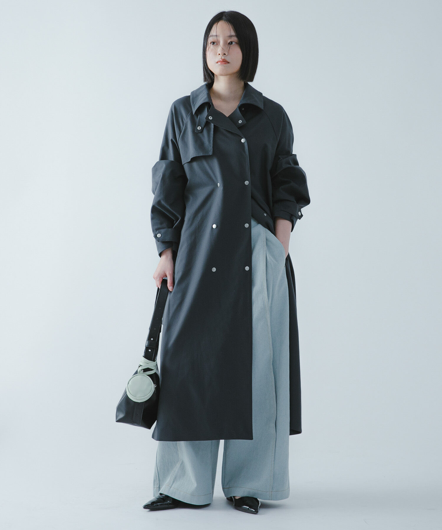 SENSE OF PLACE by URBAN RESEARCH「『撥水/防花粉』SKINProofトレンチコート」|トレンチコート|チャコールグレー