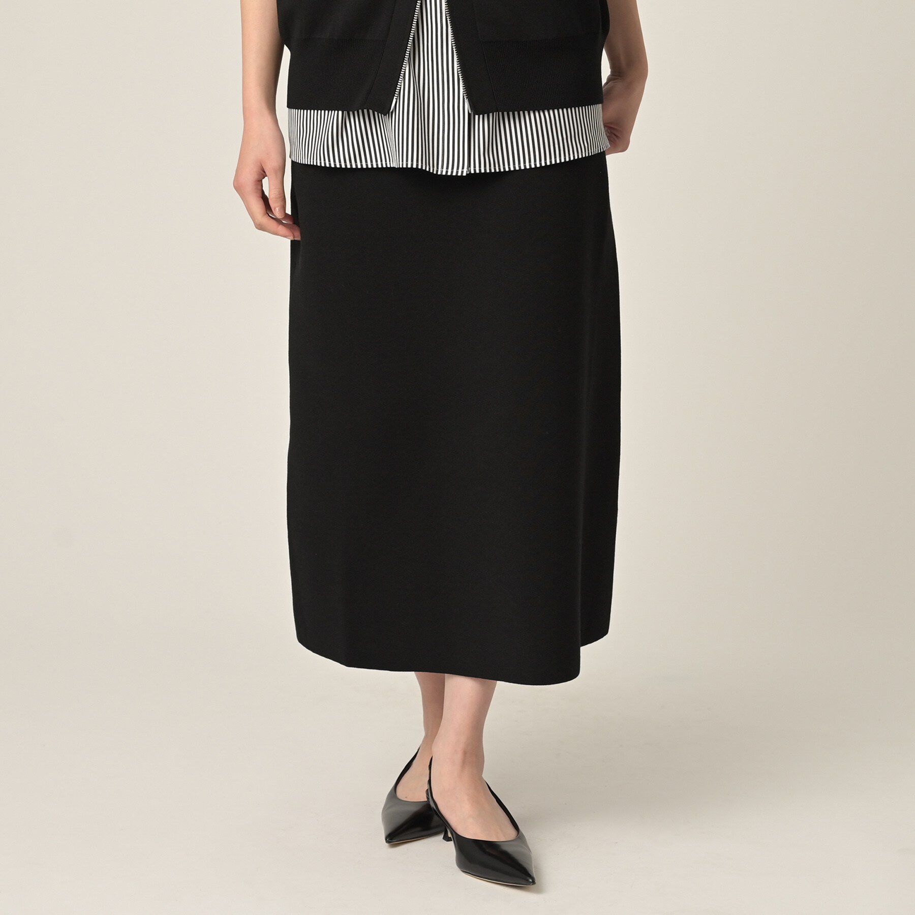 UNTITLED「Aラインニットスカート」|スカート|ブラック(019)