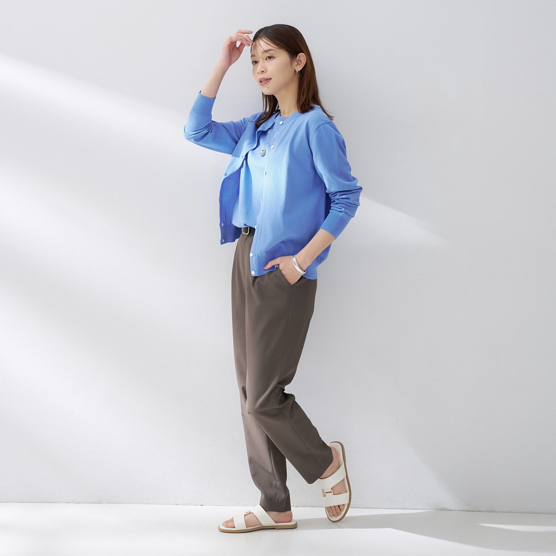 UNTITLED「コットンクルーネックカーディガン」|カーディガン|