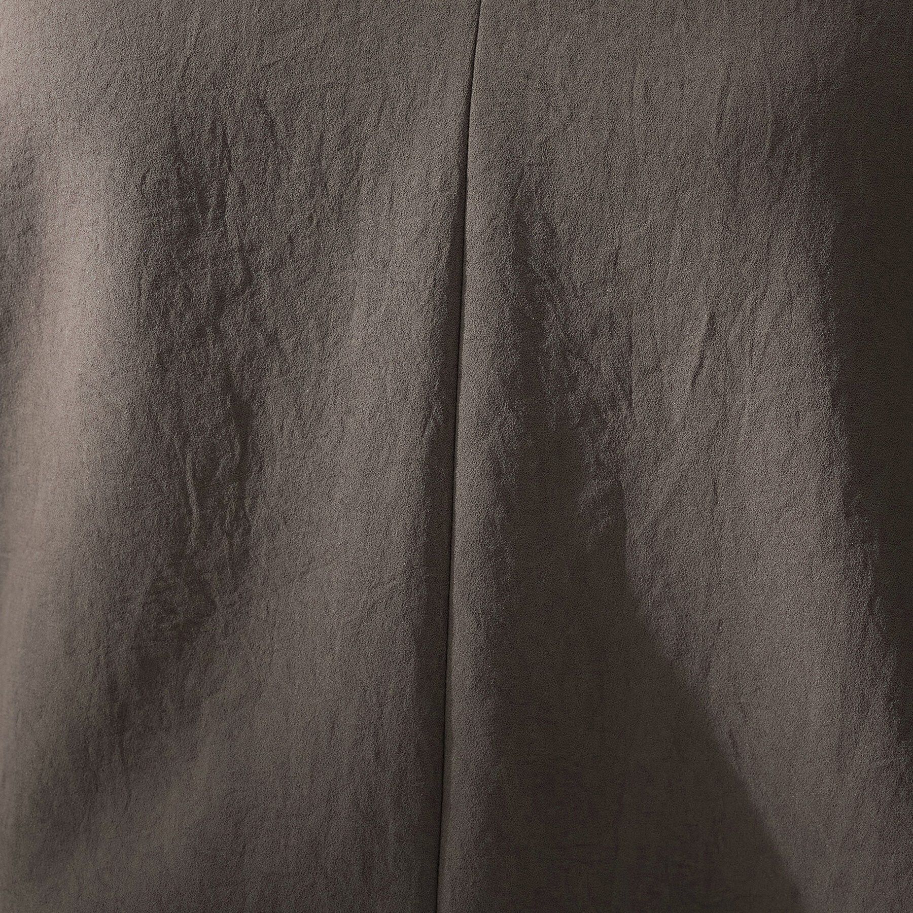 UNTITLED「【夏の名品セットアップが今年も登場！/はっ水/遮熱】リラクミスト キーVネックブラウス」|シャツ・ブラウス|