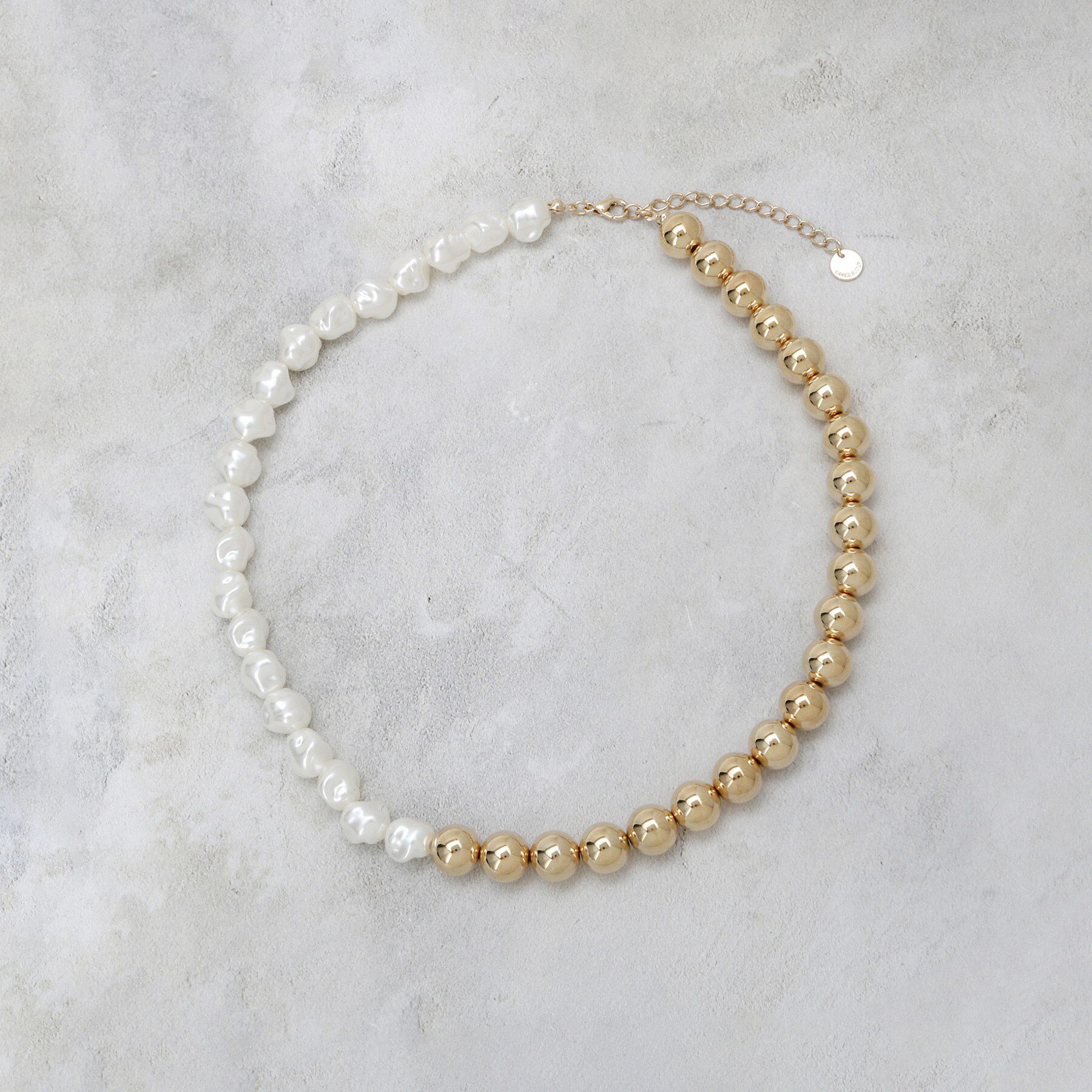 OPAQUE.CLIP「メタル&times;フェイクパール ショートネックレス」|ネックレス|