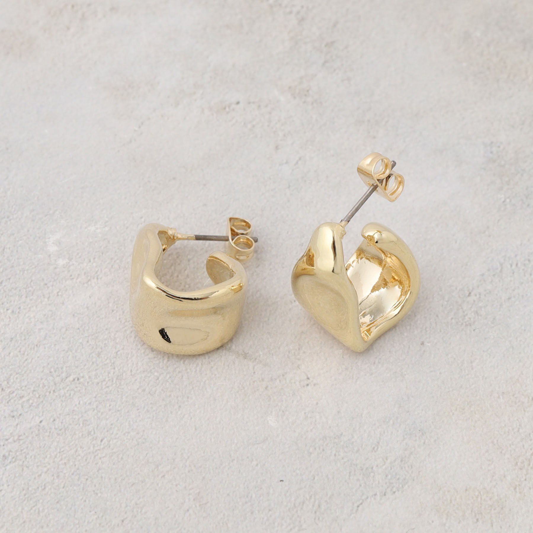 OPAQUE.CLIP「ニュアンスしずくピアス」|ピアス|