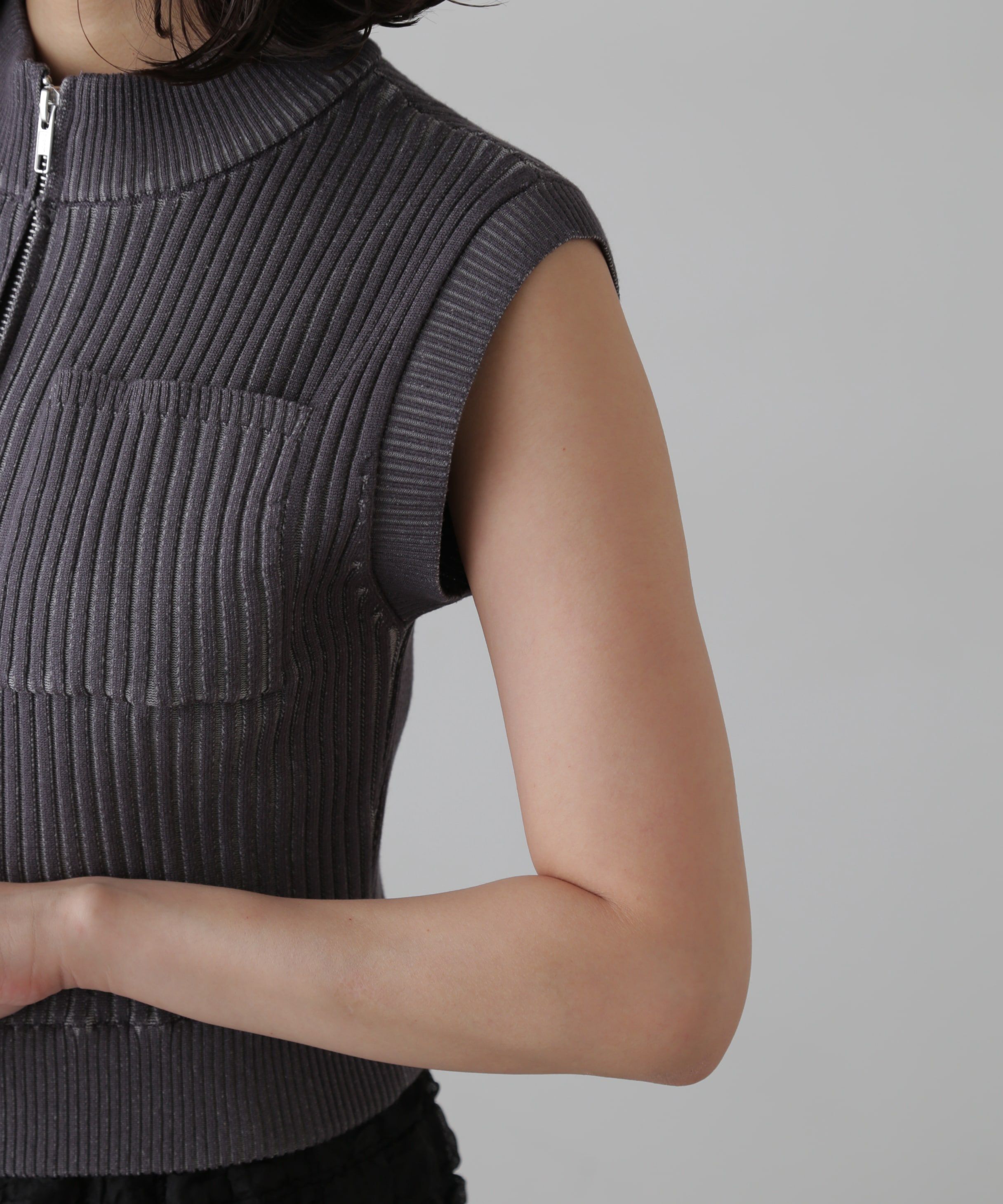  「バイカースタンド配色リブニットベスト」|ニット・セーター|