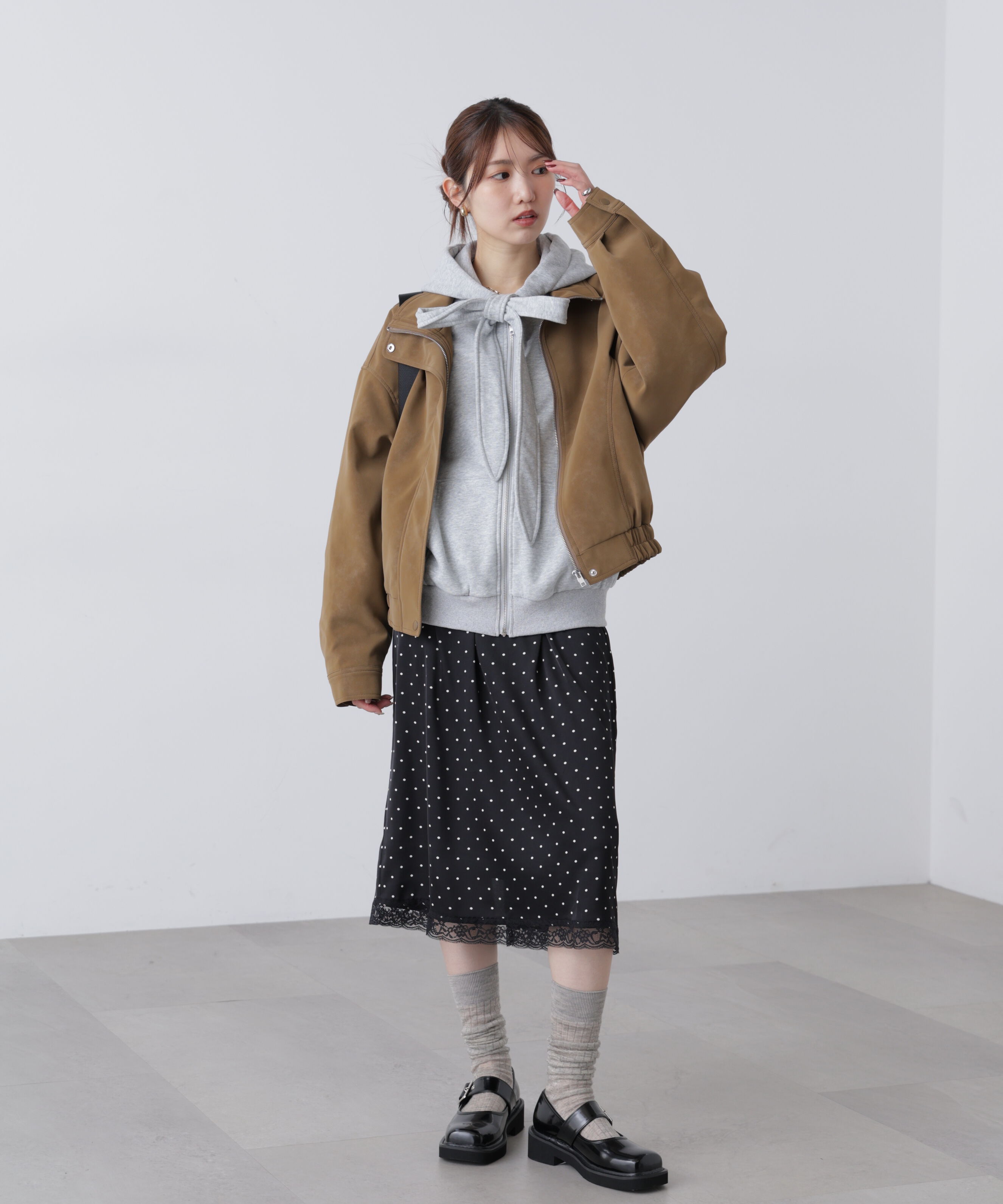  「レーストリムサテンミディスカート」|スカート|