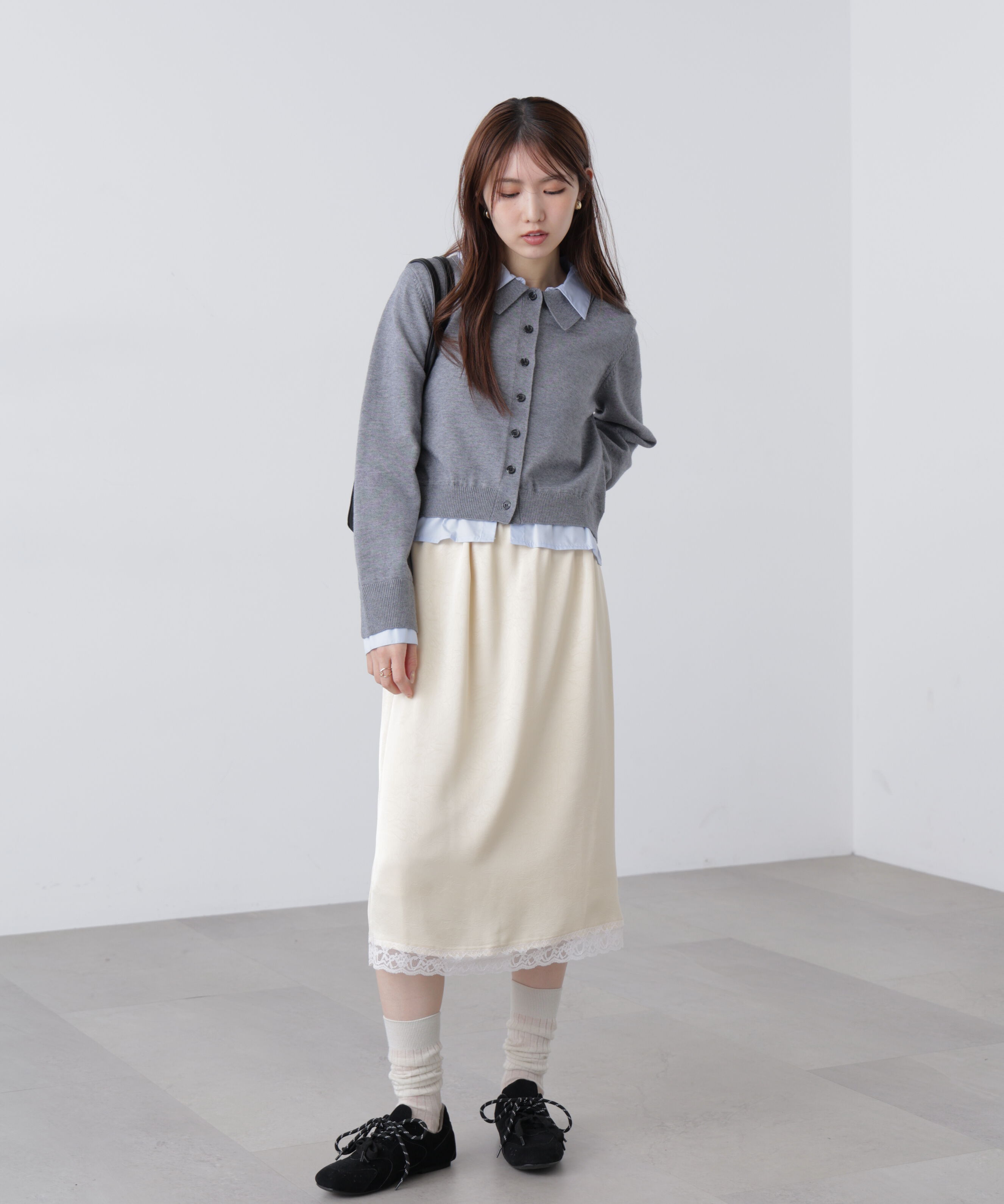  「レーストリムサテンミディスカート」|スカート|