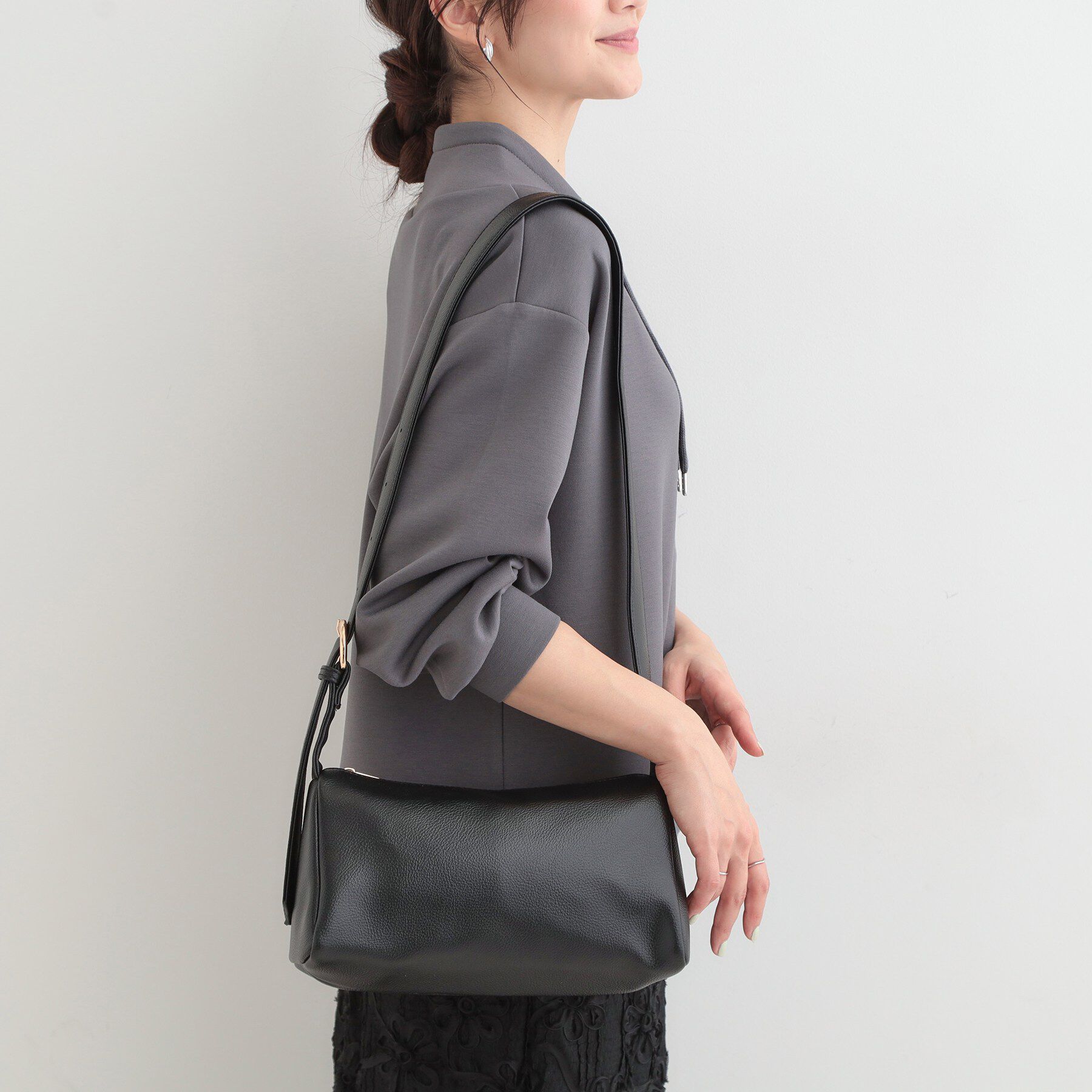 SHOO･LA･RUE「カジュアルからきれいめまで ワンハンドル ショルダーバッグ」|ショルダー・メッセンジャー|