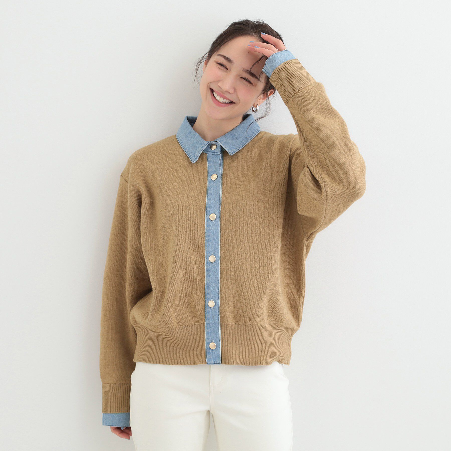 SHOO･LA･RUE「デニム切替でこなれ顔 金ボタン ニットカーディガン」|カーディガン|