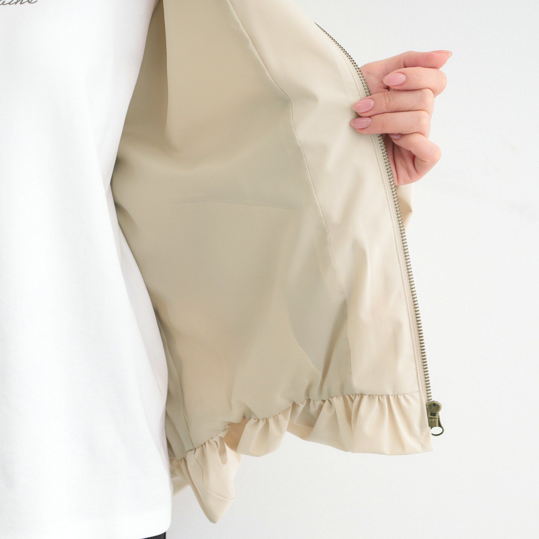 SHOO･LA･RUE「【防風/撥水/S-LL】顔回りすっきり見え　Vネックバルーンブルゾン」|ブルゾン・スタジャン|