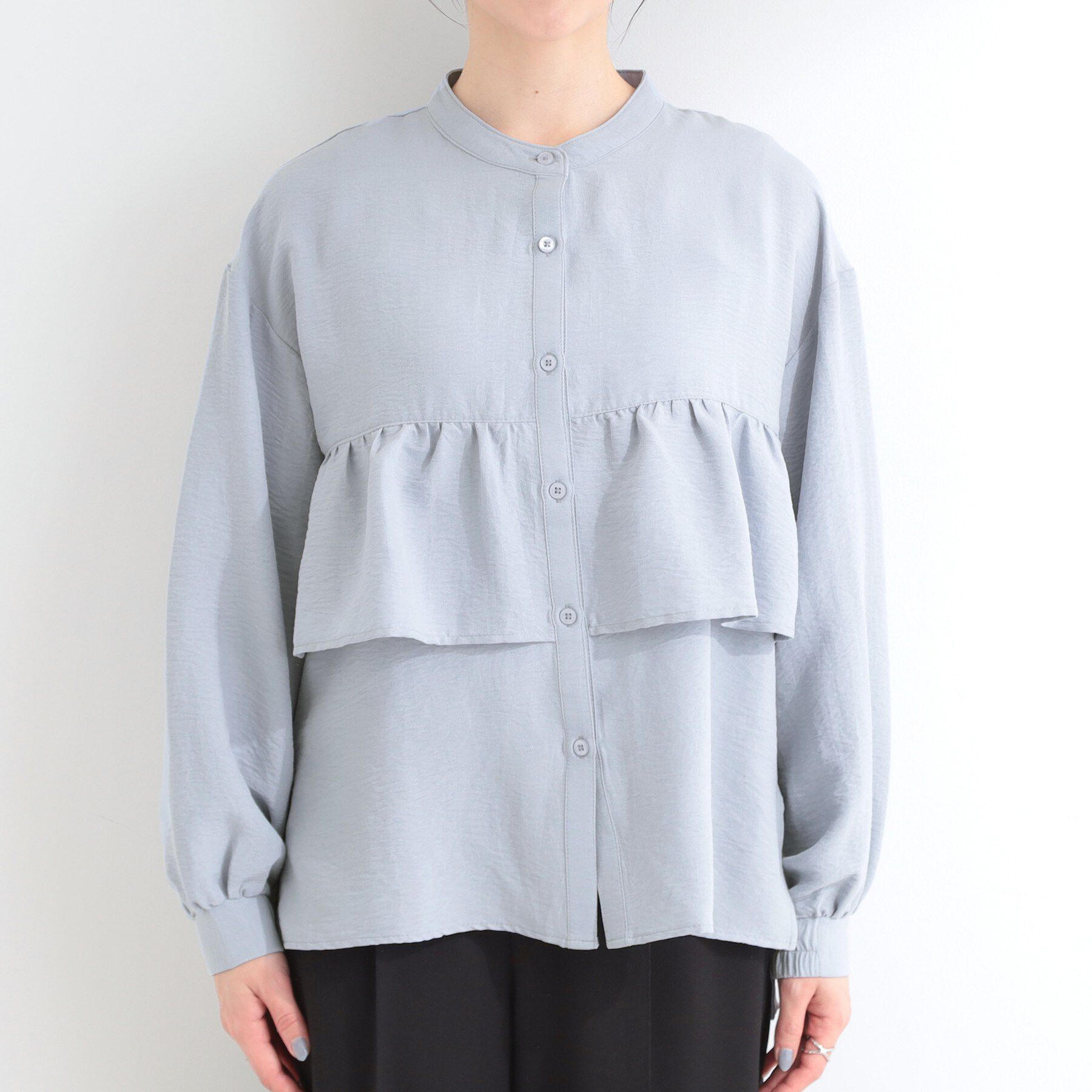 SHOO･LA･RUE「【S-LL】程よい甘さが魅力 ギャザー切り替えフリルシャツ」|シャツ・ブラウス|