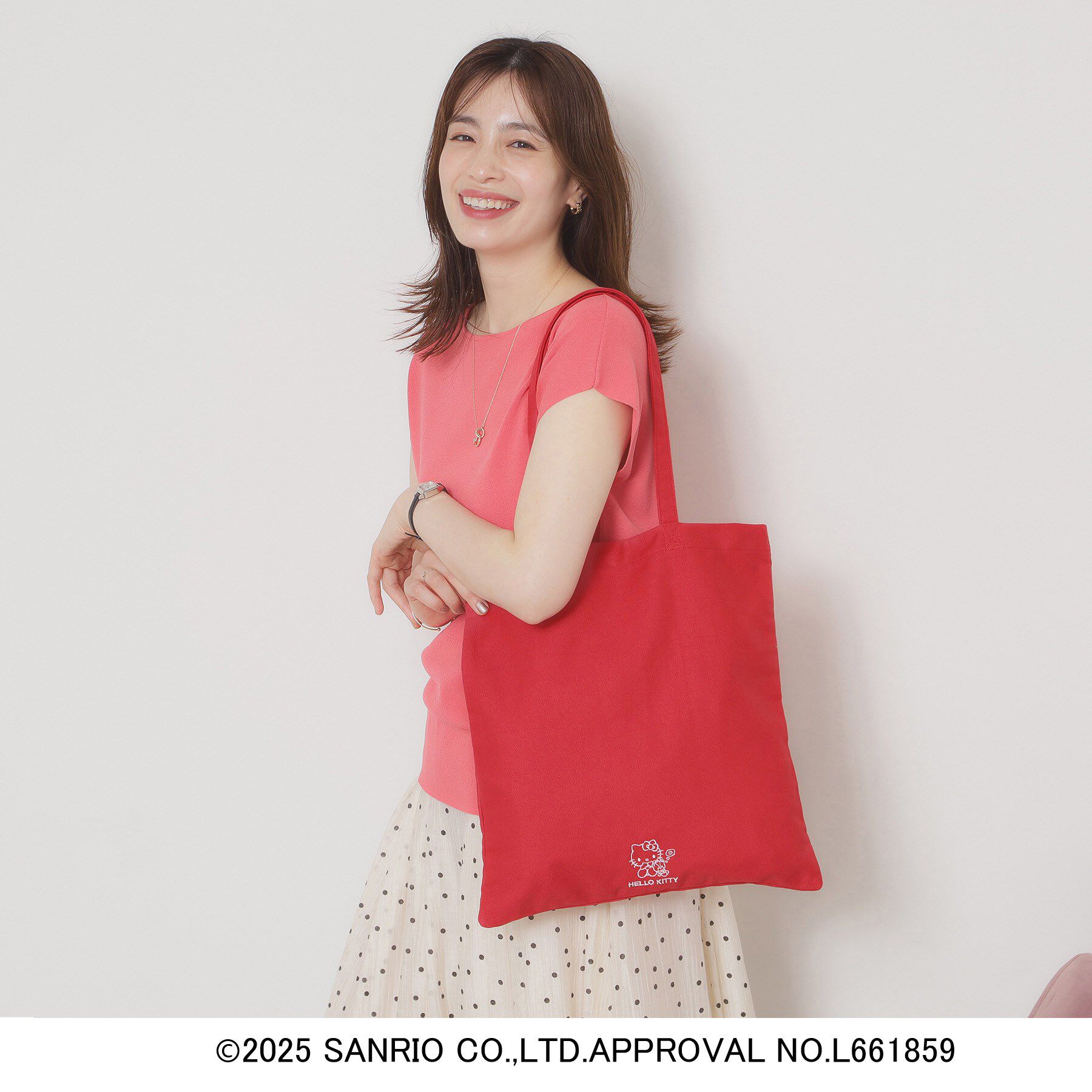 ITS&rsquo;DEMO「＜サンリオキャラクターズ＞フラットトート【A4対応】」|トートバッグ|